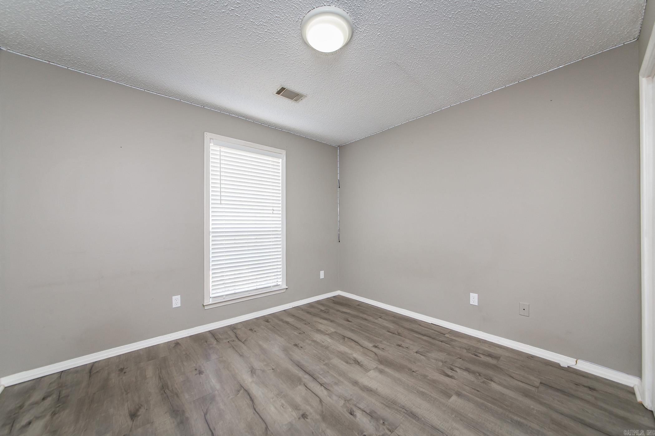 COUNTRY CLUB OF ARK THE - Residential