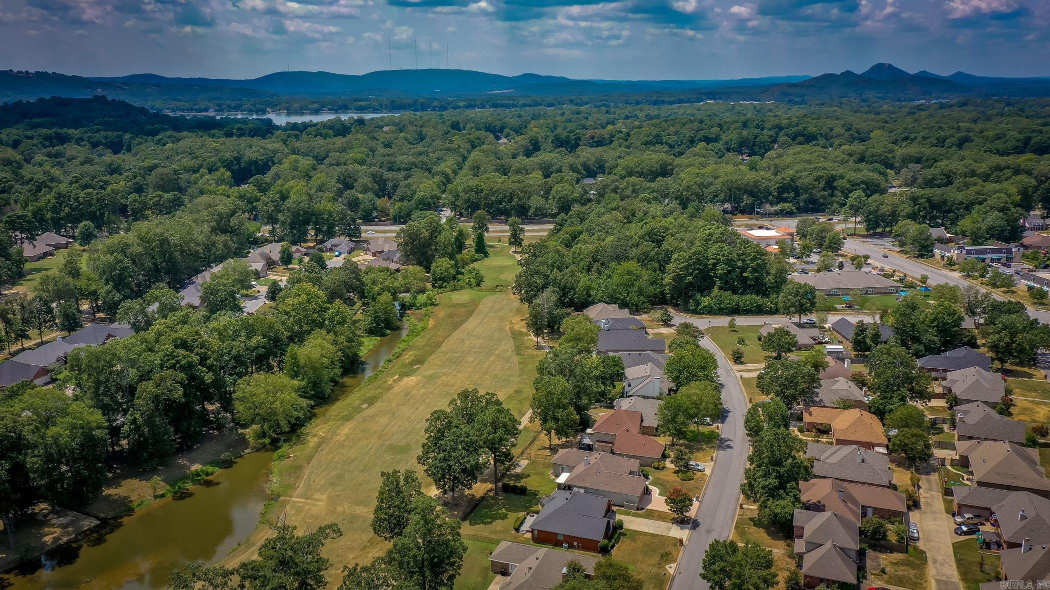 COUNTRY CLUB OF ARK THE - Residential