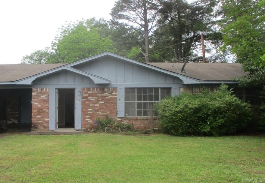 MULTIPLE OFFERS RECEIVED!  HIGHEST & BEST DEADLINE IS WEDNESDAY, 6/4/25, AT NOON. Agents must download the Multiple Offers Form from Associated Docs Section and return to List Agent with all offers. 3 bedroom, 1.5 bath brick home with kitchen/dining combo, nice sized living room, small laundry room, carport parking, and fenced back yard with patio.  This property is eligible under the Freddie Mac First Look Initiative through 6/28/2025.  No disclosures available. All offers must be accompanied by proof of funds or lender approval letter. Property being sold as-is. **Agents please READ agent/confidential remarks section for additional information and showing instructions** SqFt and acreage is per tax records, but not guaranteed. Buyer should do their due diligence in verifying sq.ft. and lot size.