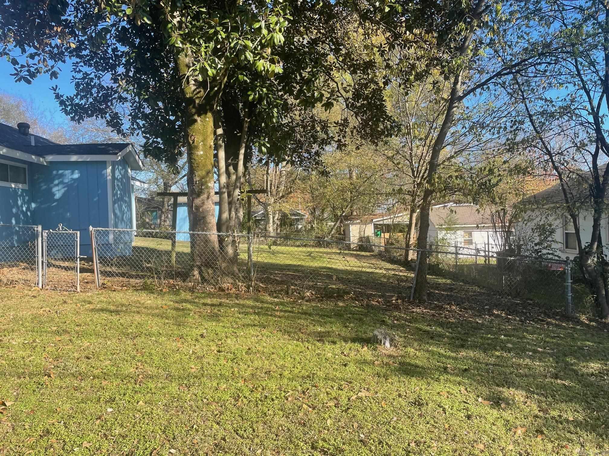 Allens - Residential Lease