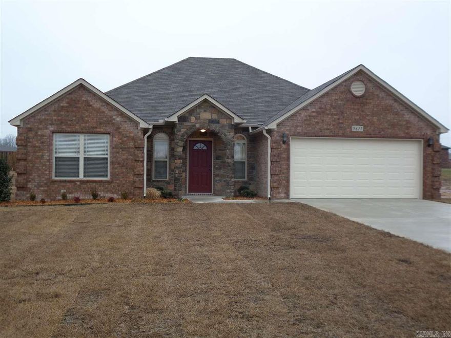 This is a new ALL Brick single story home. The home is conveniently located to shopping and dining.