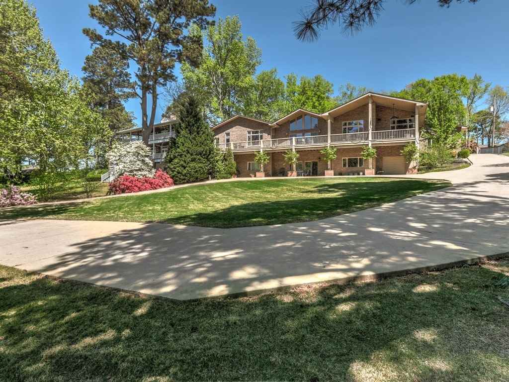 Quinns Lake Park - Residential