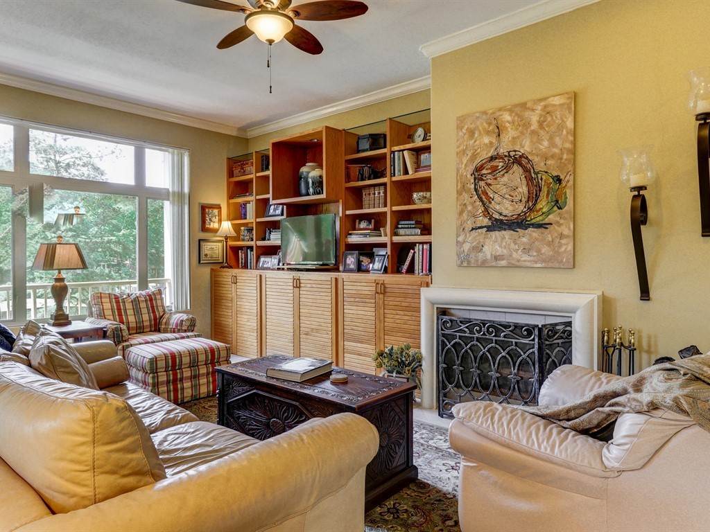 Quinns Lake Park - Residential