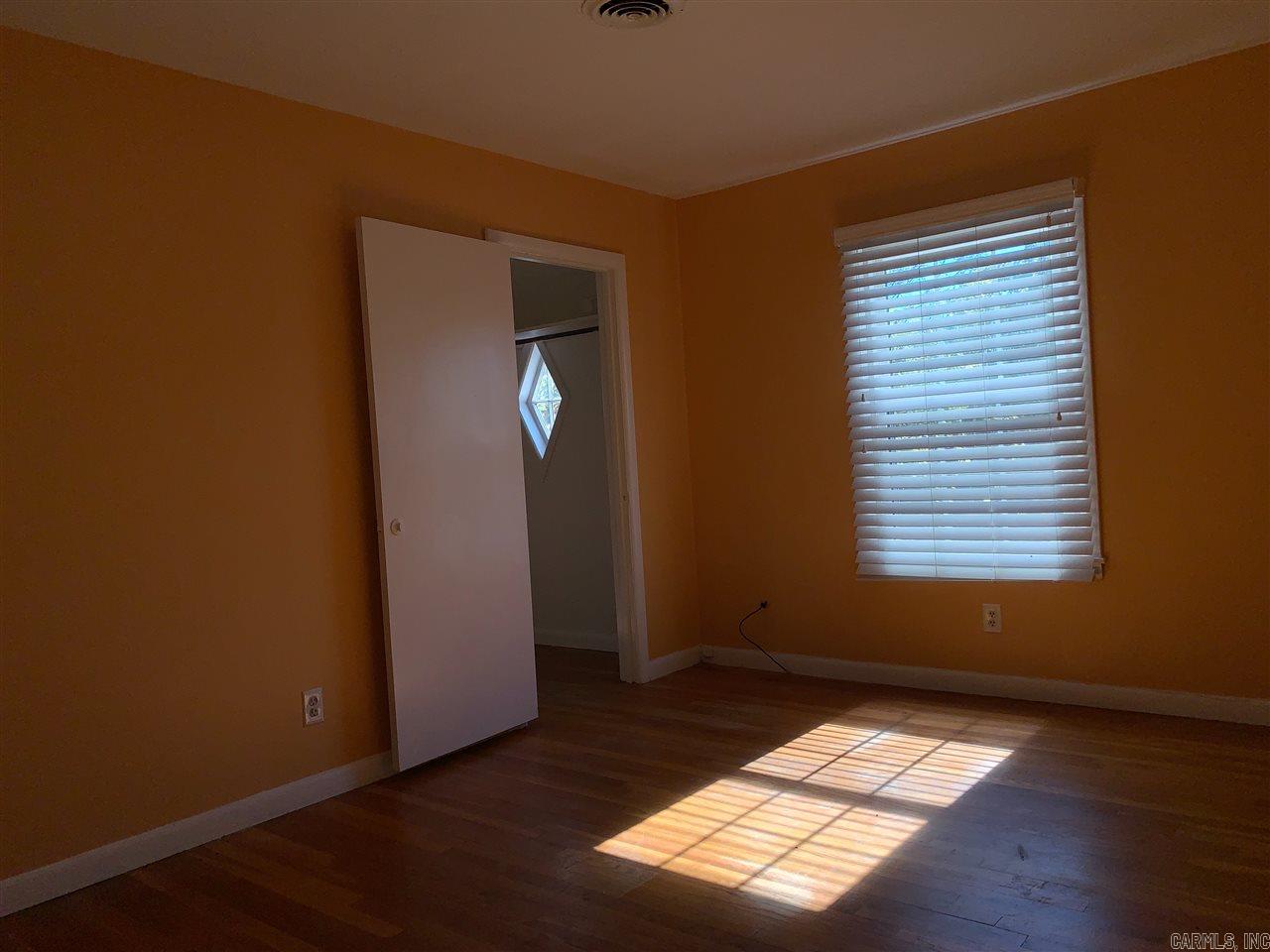 EAST PULASKI HGTS - Residential Lease
