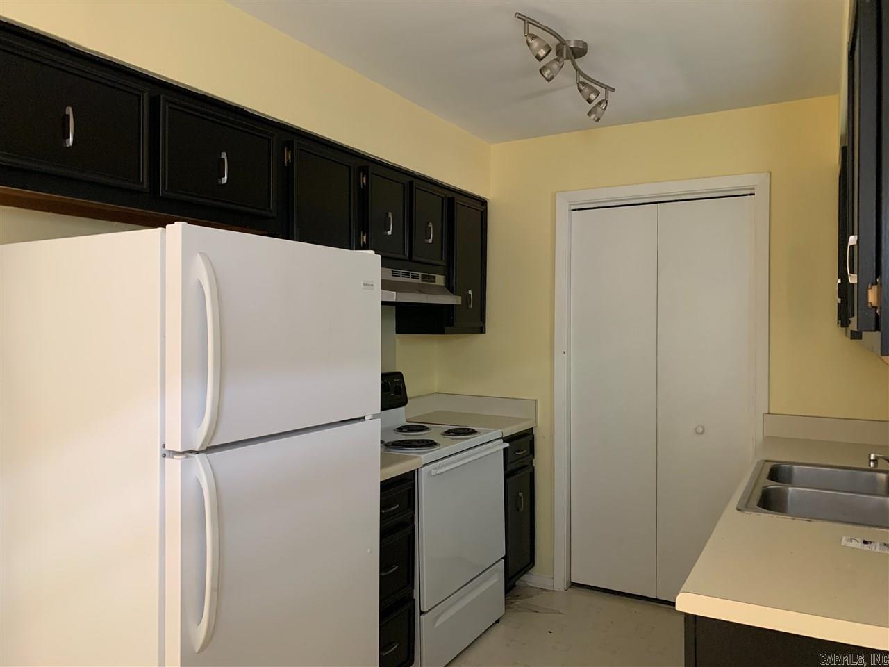 EAST PULASKI HGTS - Residential Lease