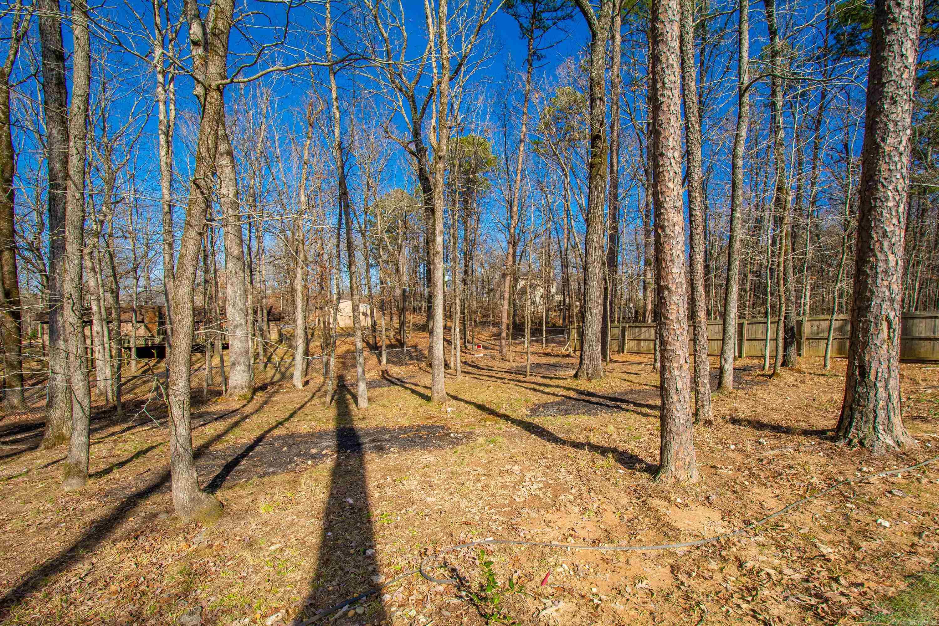 CRYSTAL LAKE - Residential