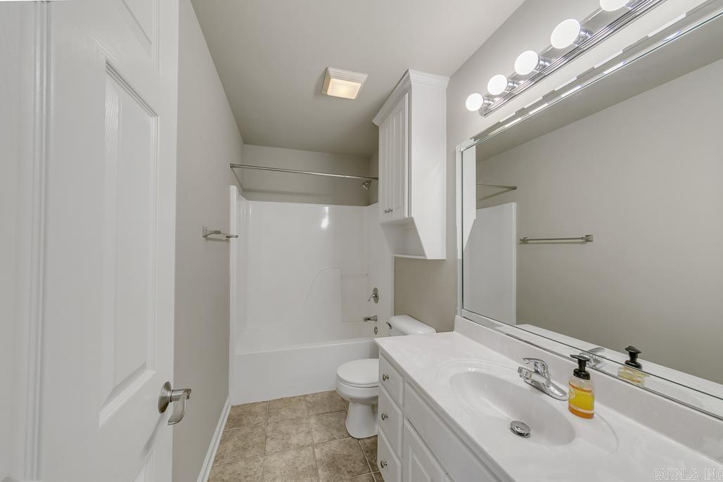 MAGNESS CREEK NORTH - Residential