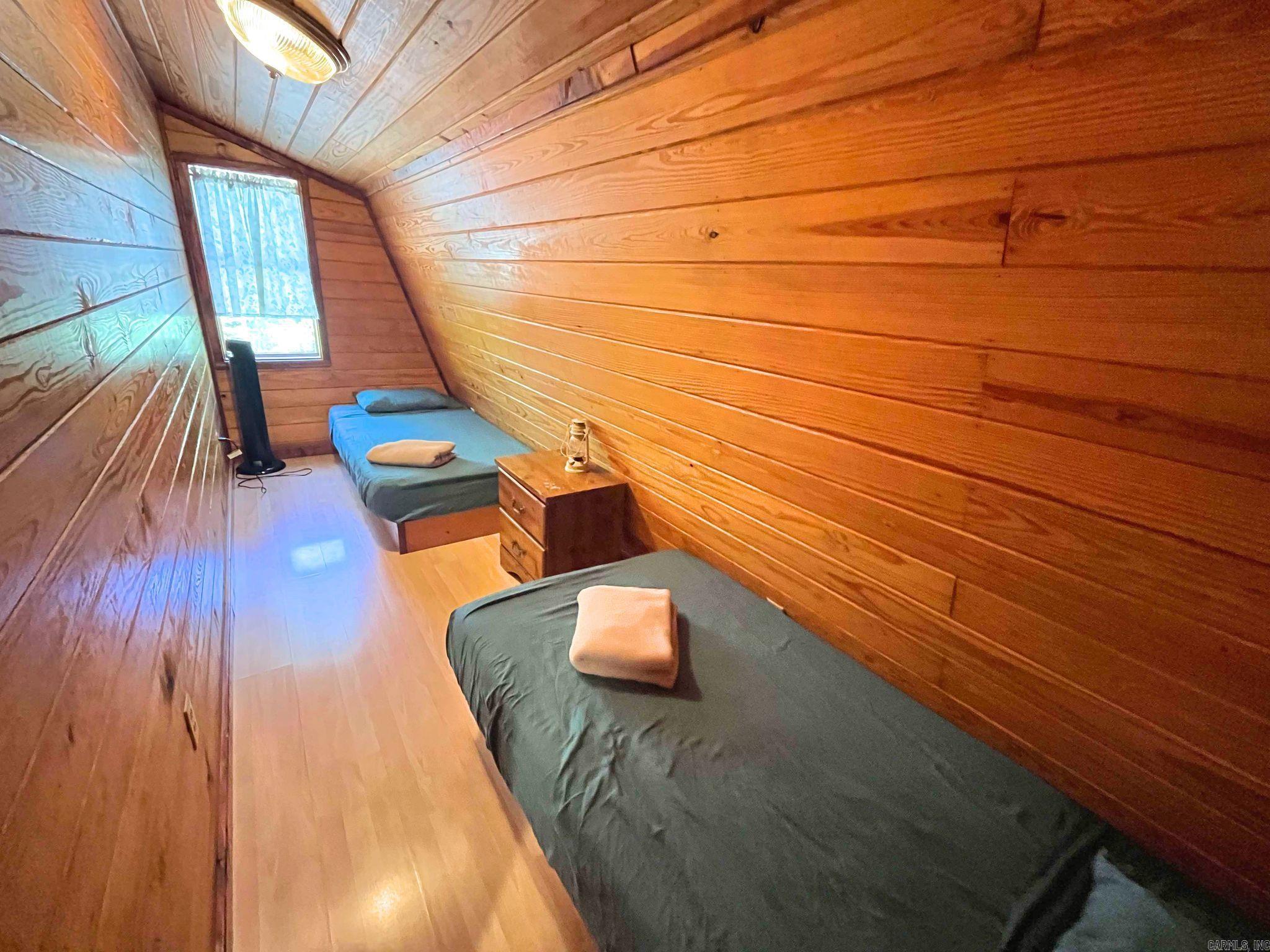 Board Camp - Residential