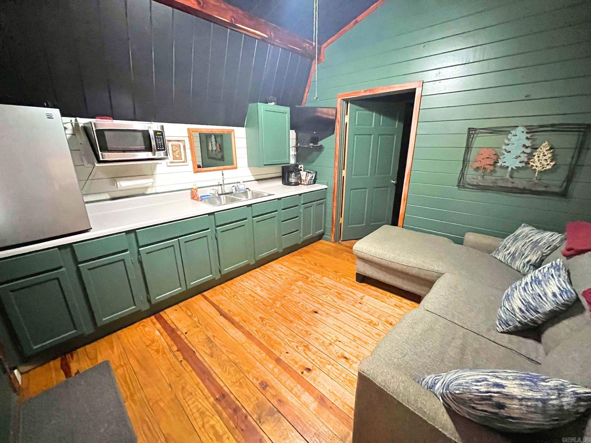 Board Camp - Residential