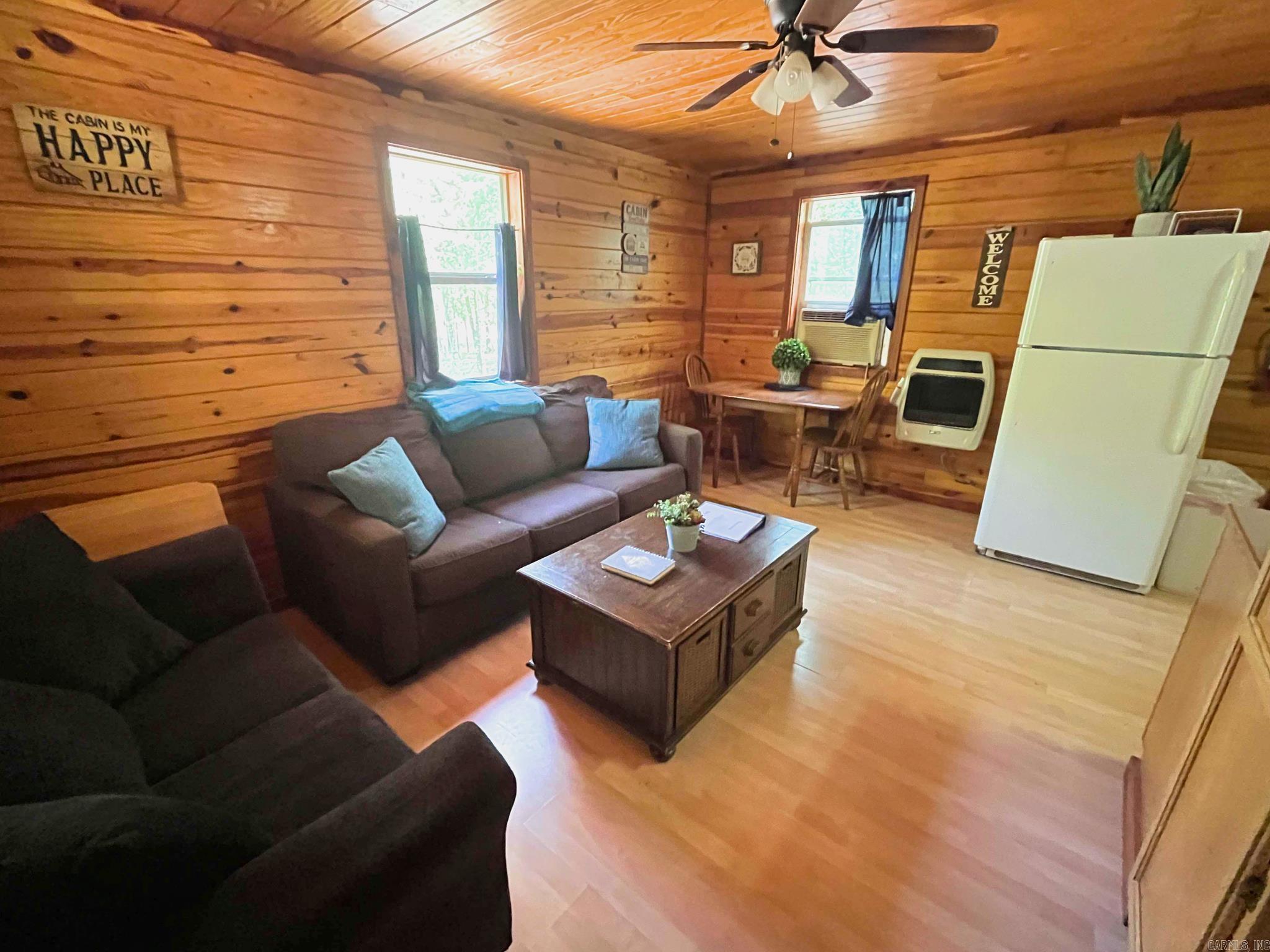 Board Camp - Residential