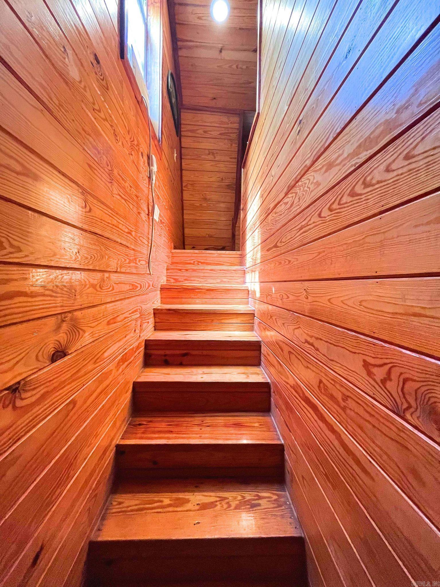 Board Camp - Residential