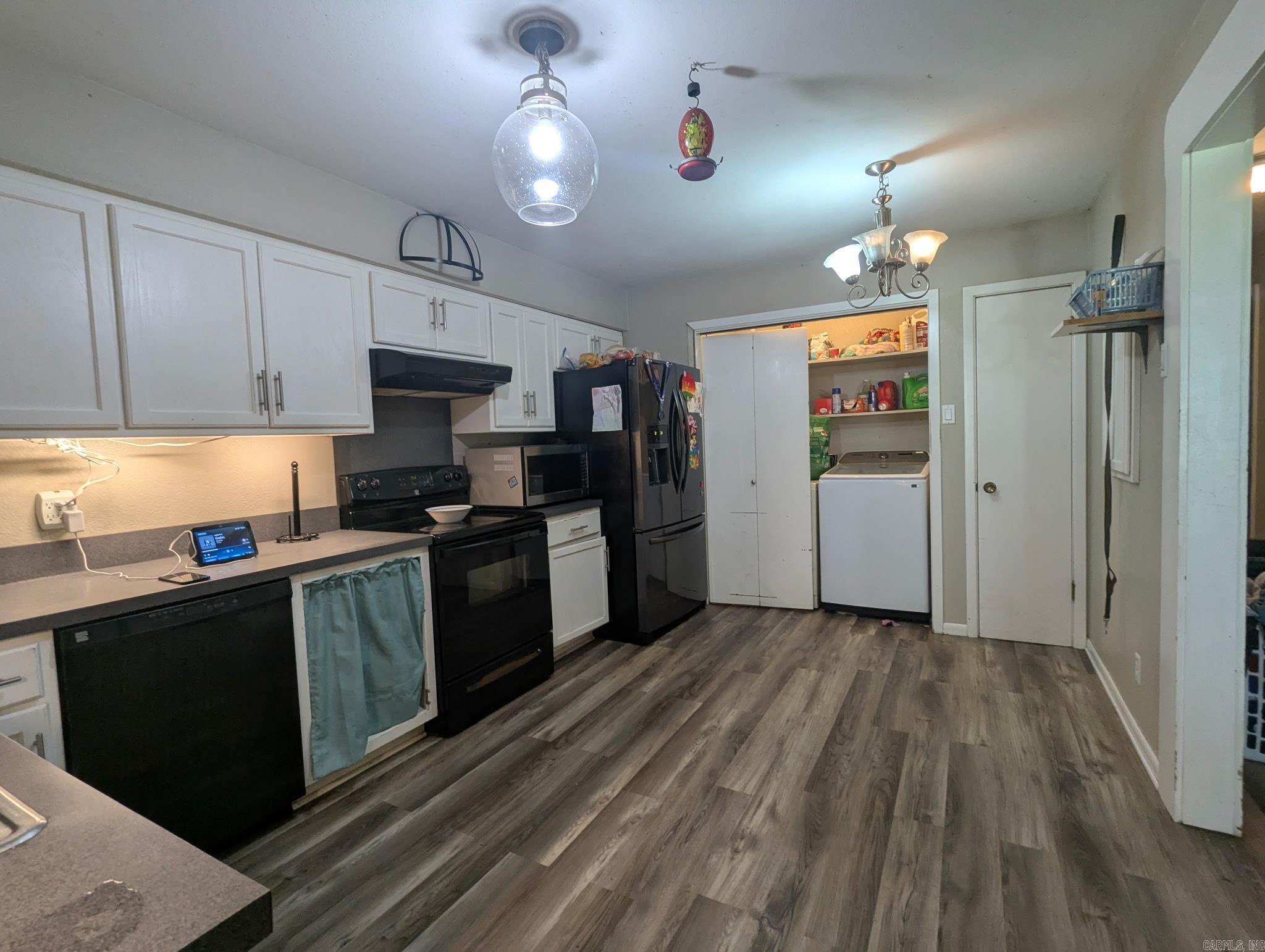 WINANS HILL - Residential