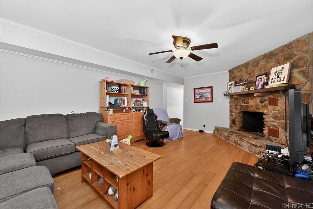 FOXWOOD J - Residential