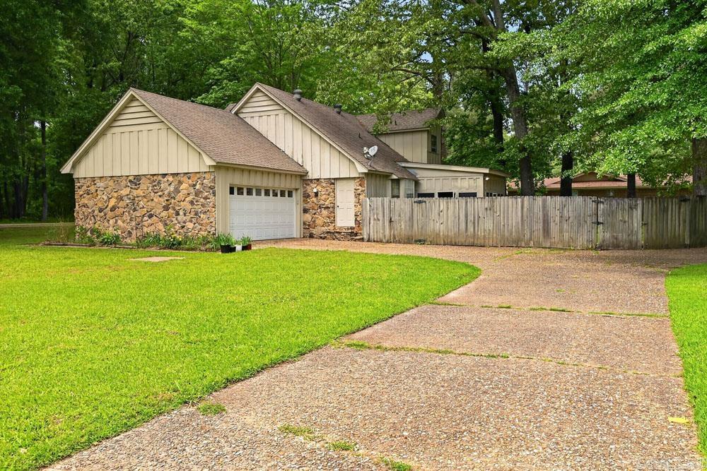 FOXWOOD J - Residential