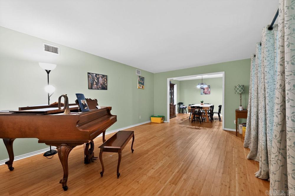 FOXWOOD J - Residential