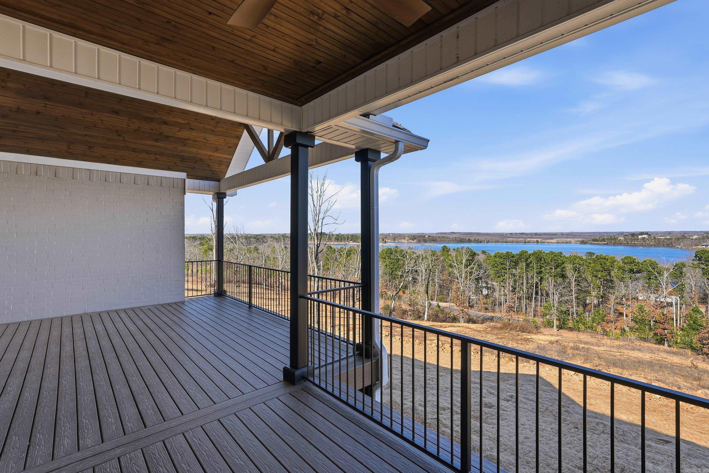 NORTH VIEW ESTATES - Residential