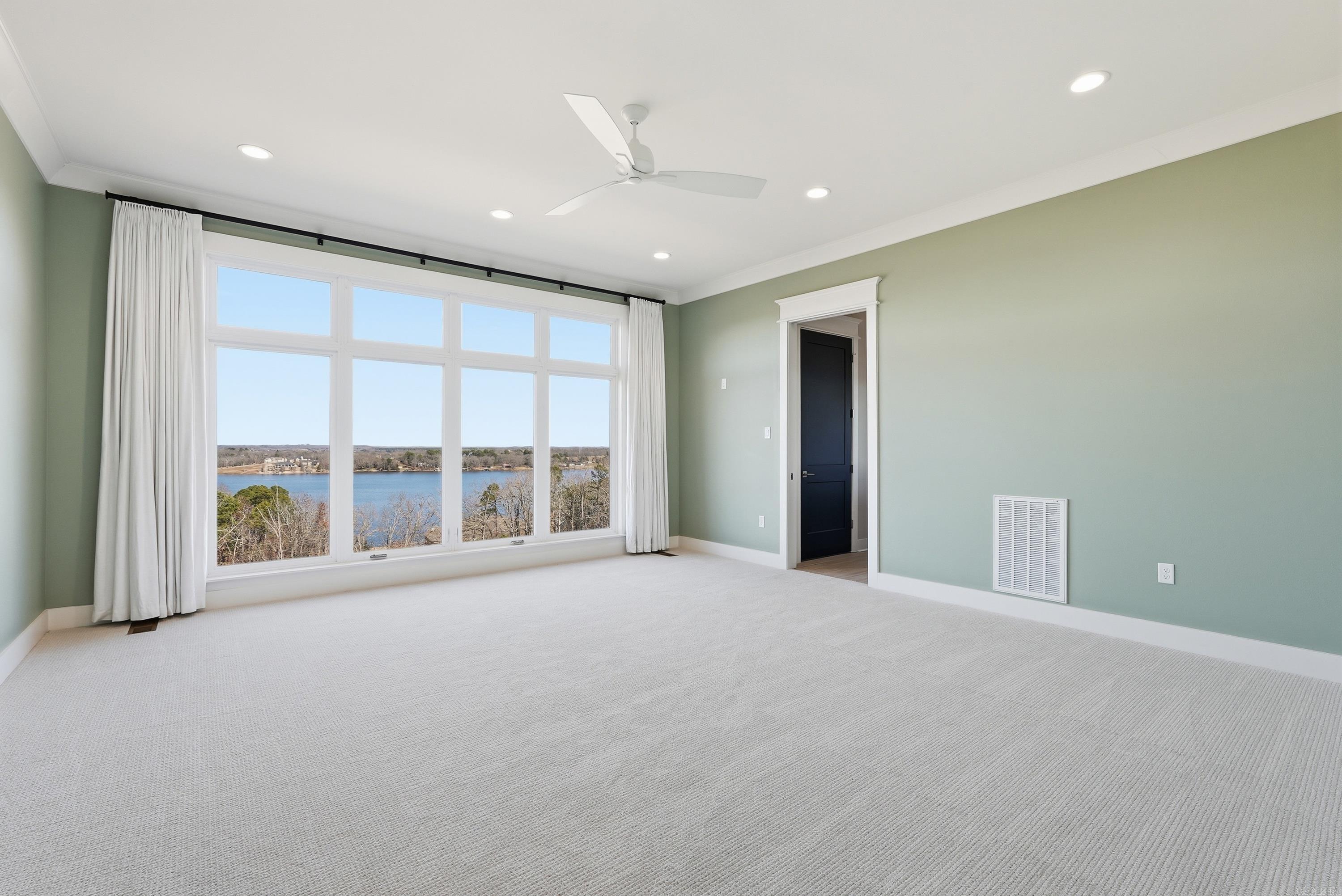 NORTH VIEW ESTATES - Residential