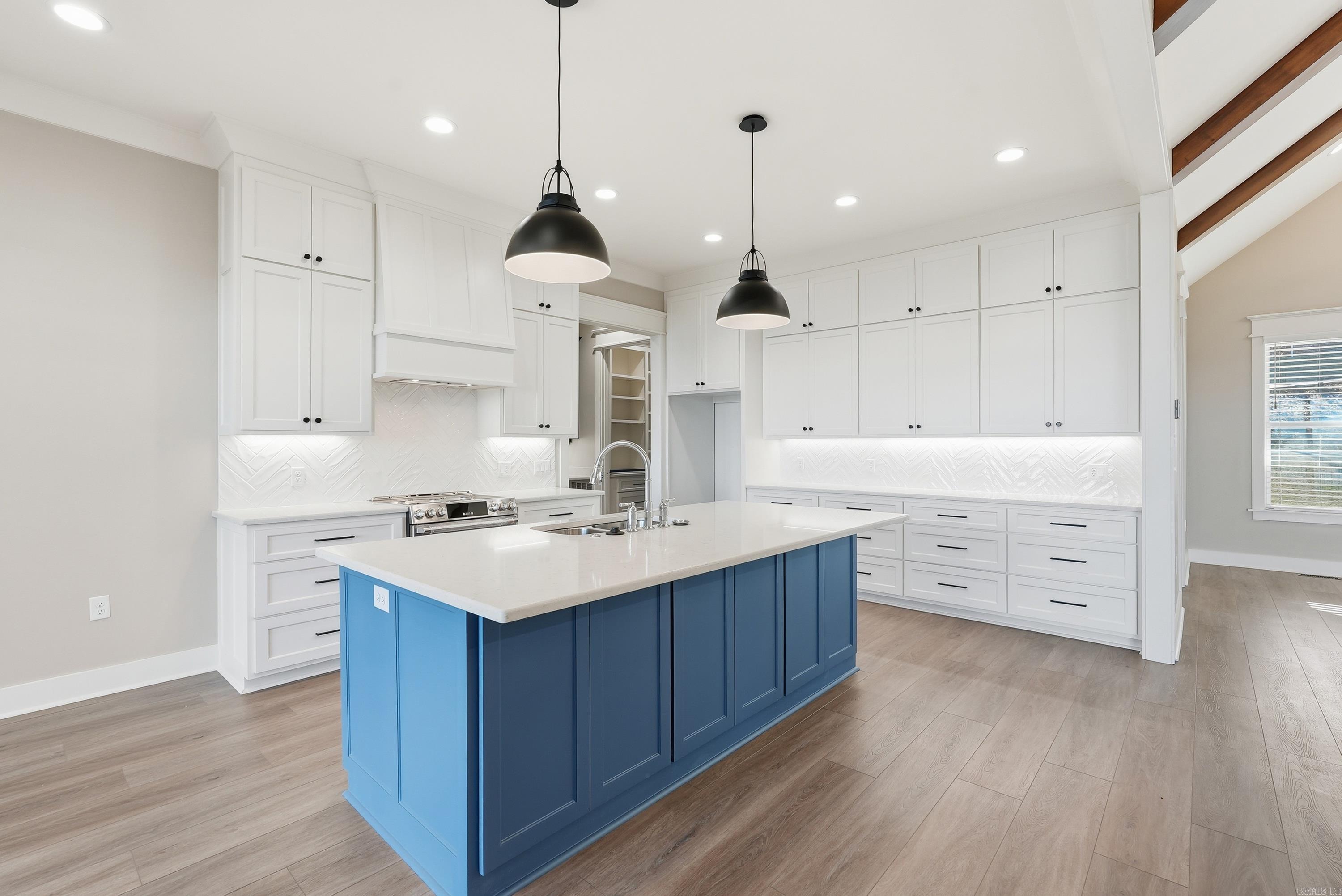 NORTH VIEW ESTATES - Residential