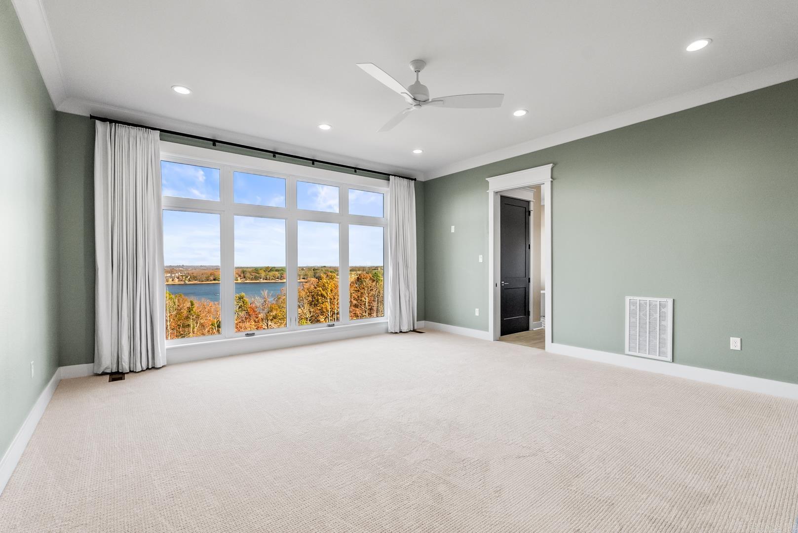 NORTH VIEW ESTATES - Residential