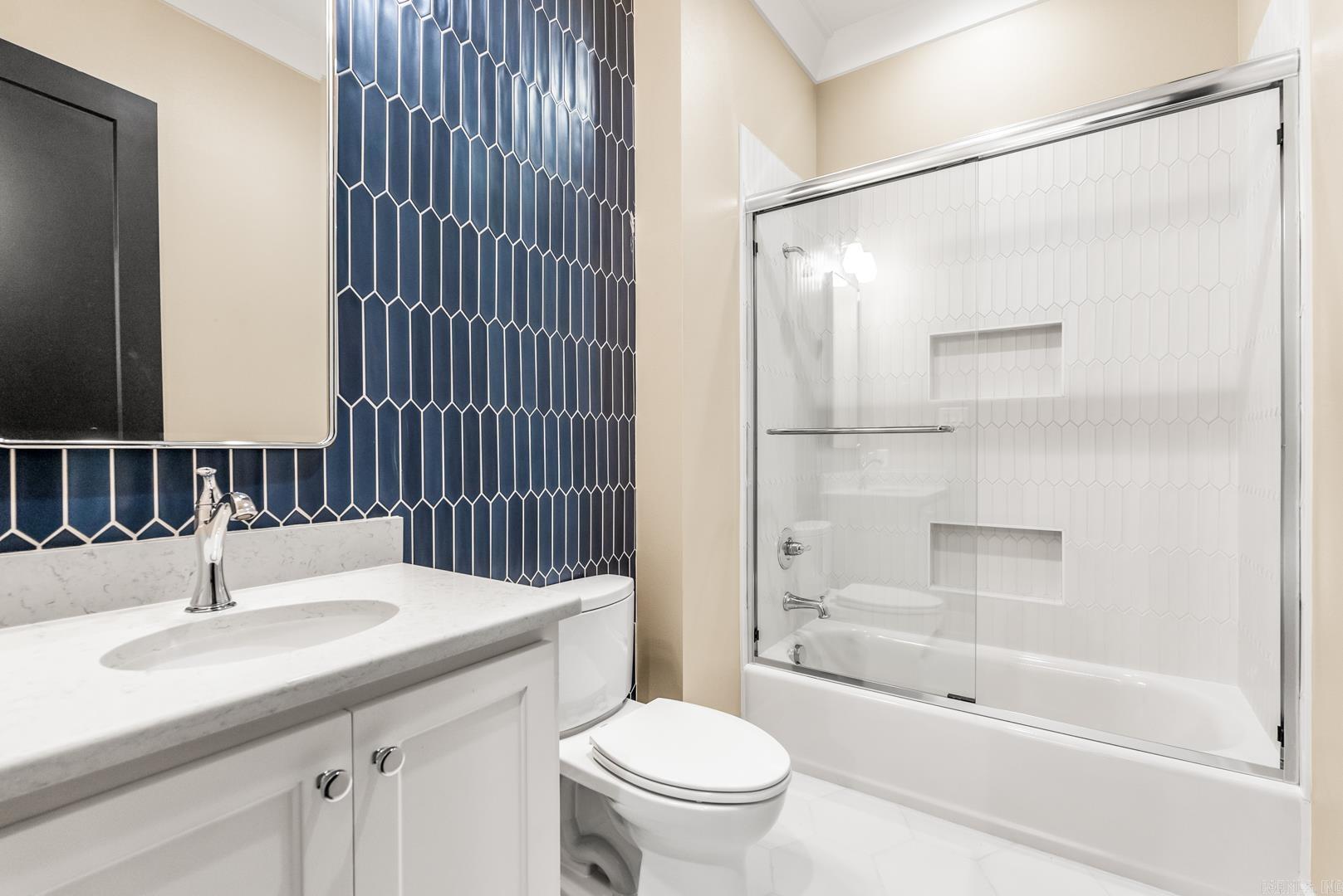 NORTH VIEW ESTATES - Residential