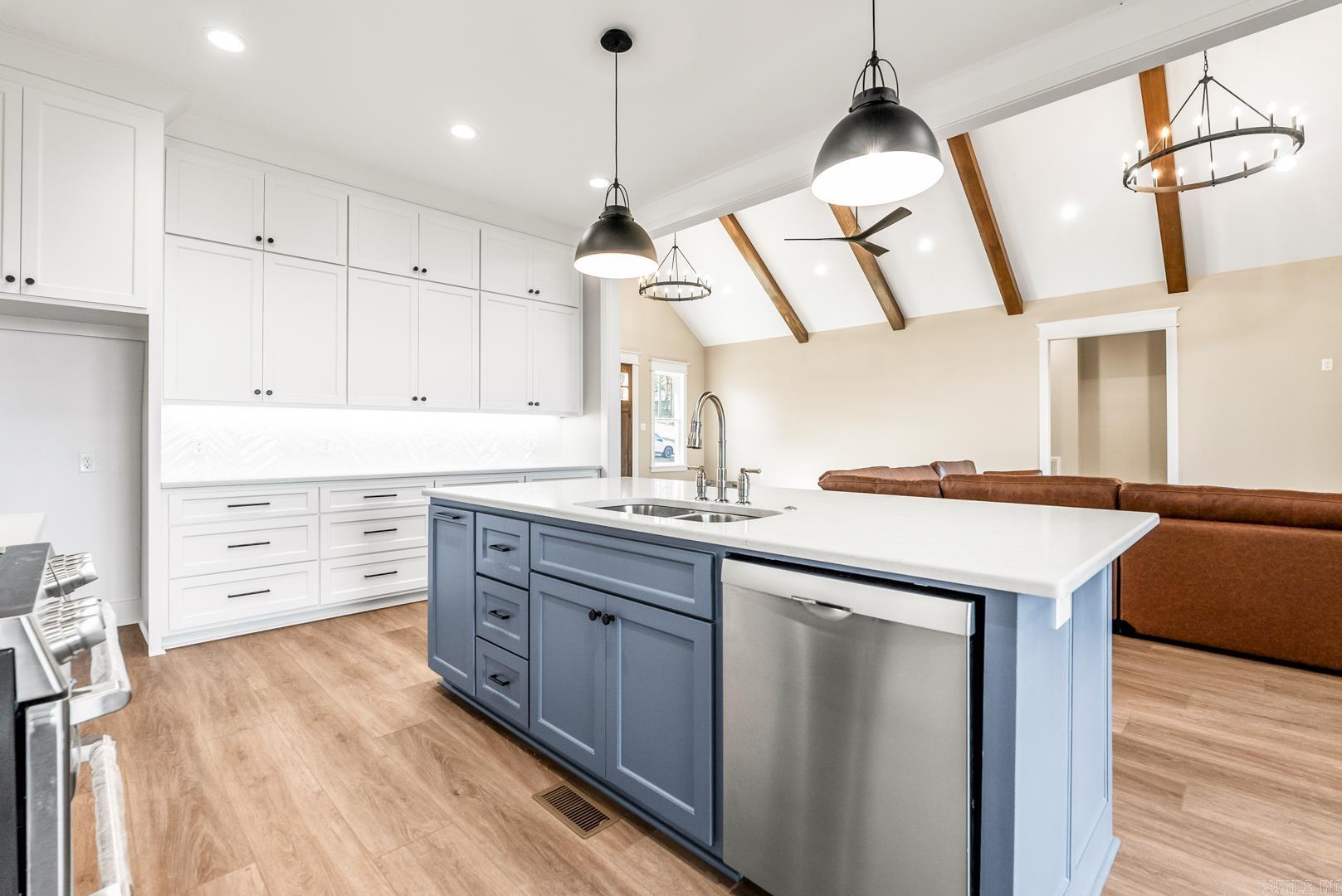 NORTH VIEW ESTATES - Residential