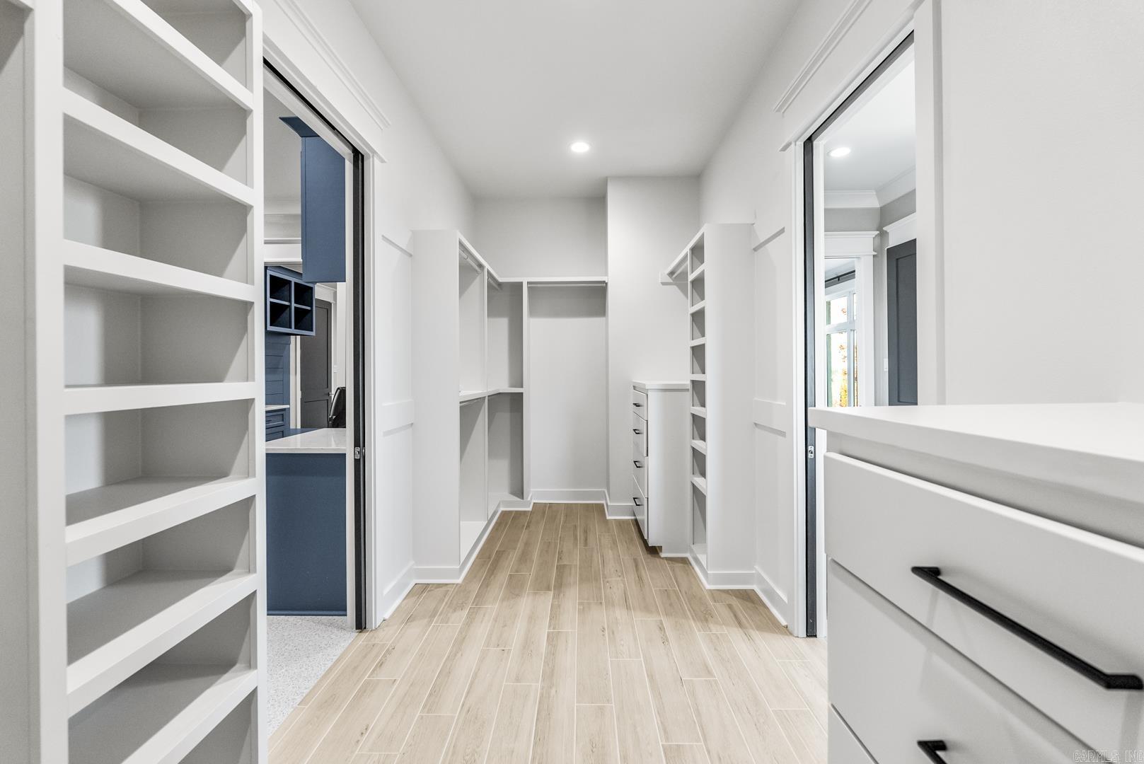 NORTH VIEW ESTATES - Residential