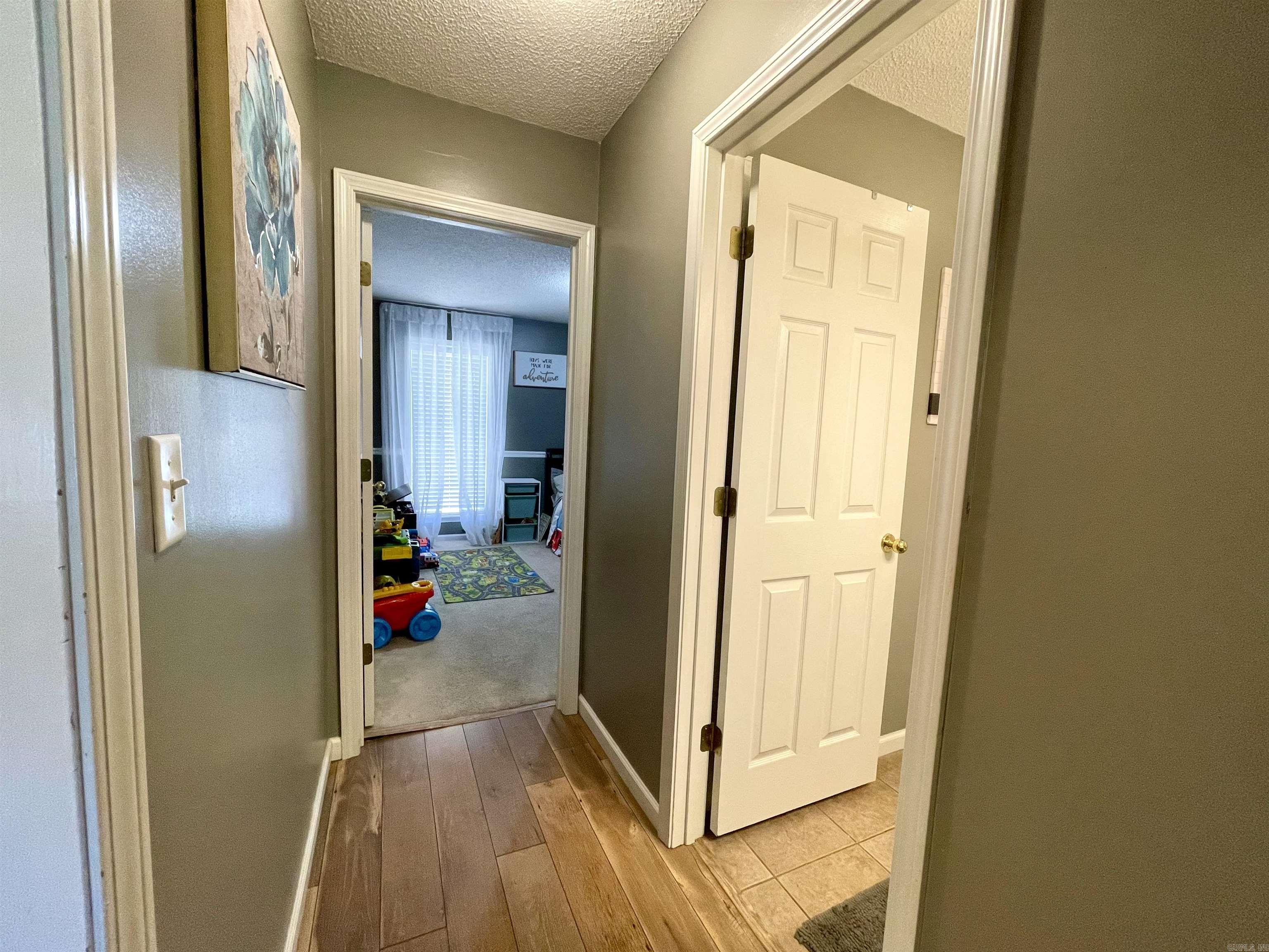 WINDSOR LANDING - Residential
