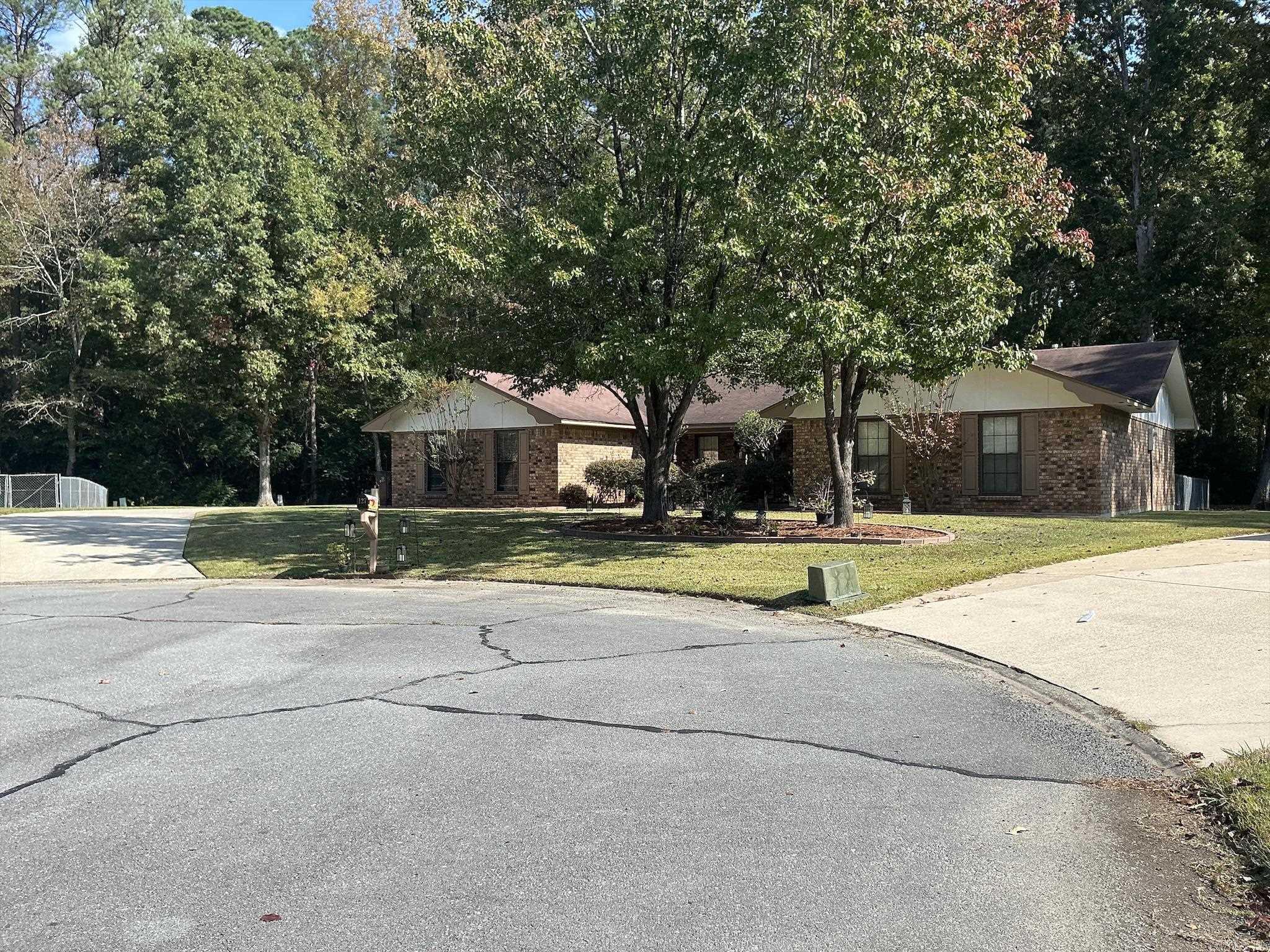 DOGWOOD PARK - Residential