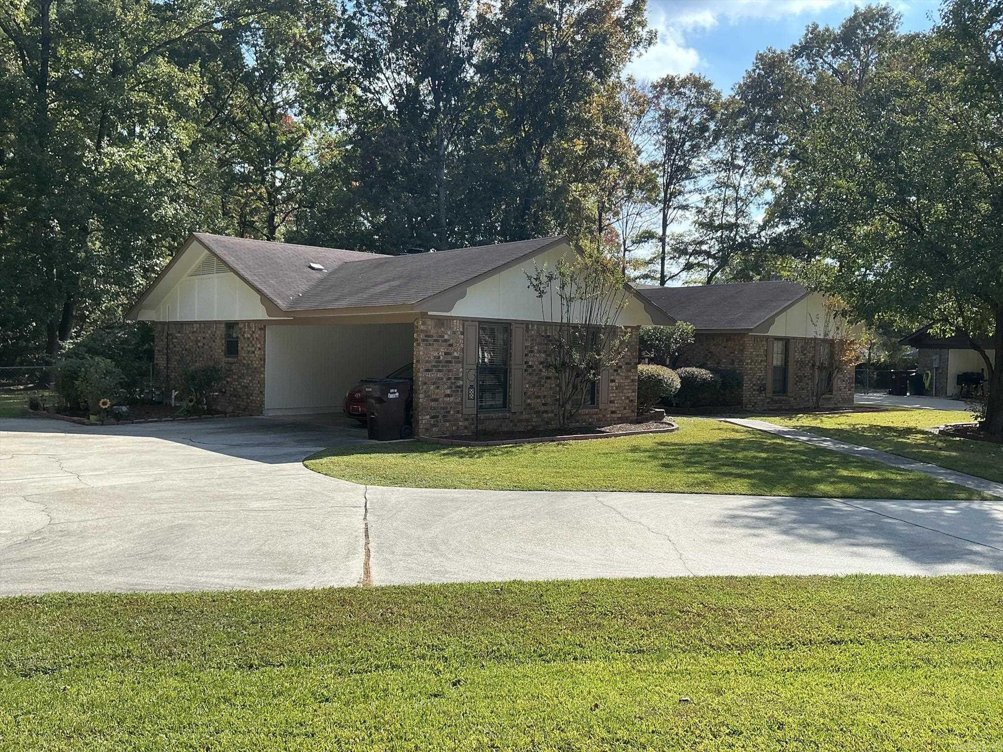 DOGWOOD PARK - Residential