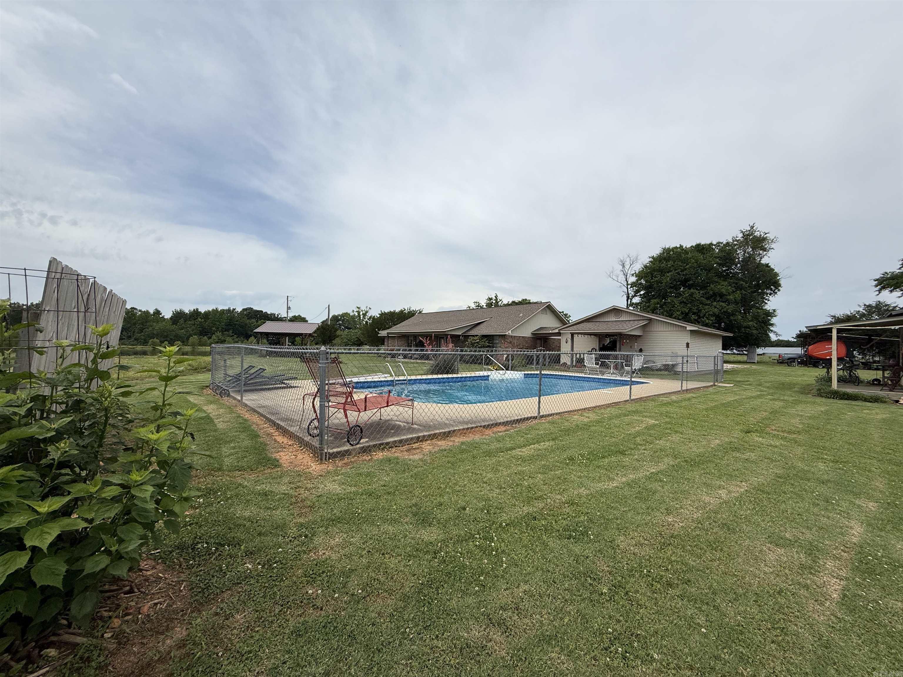 Metes & Bounds - Residential