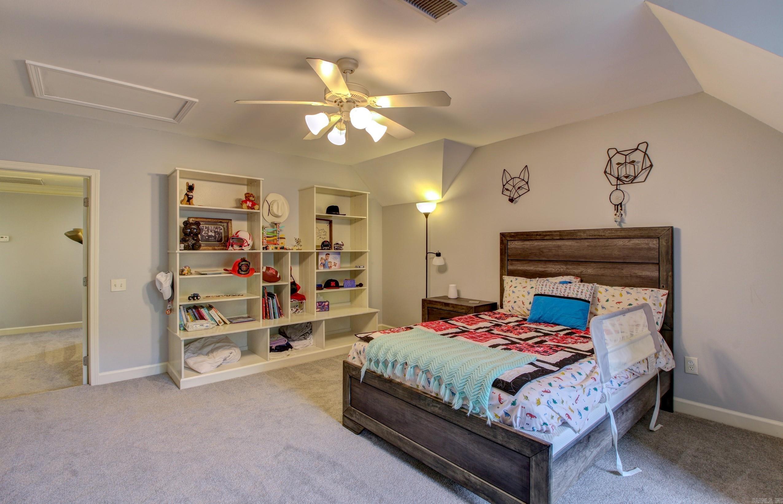 THE VILLAGES OF WELLINGTON - Residential