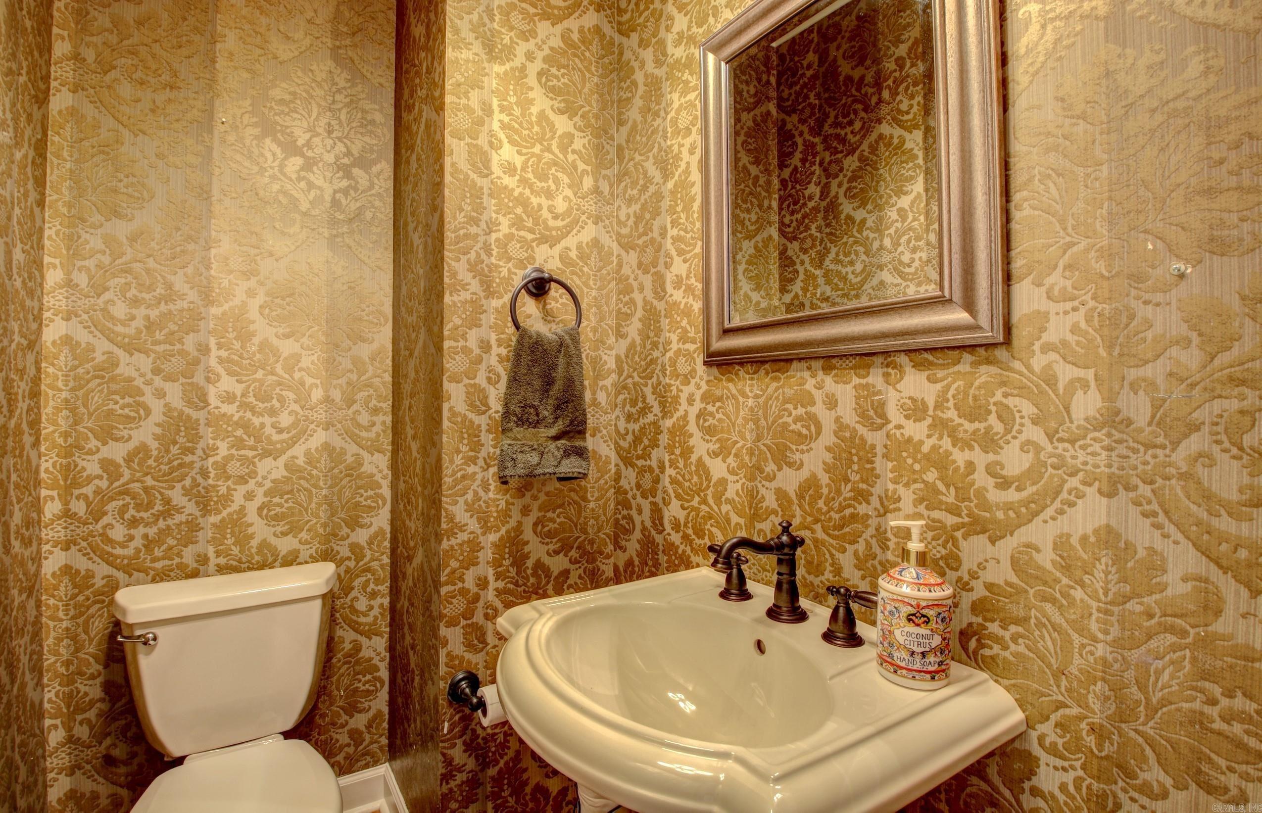 THE VILLAGES OF WELLINGTON - Residential