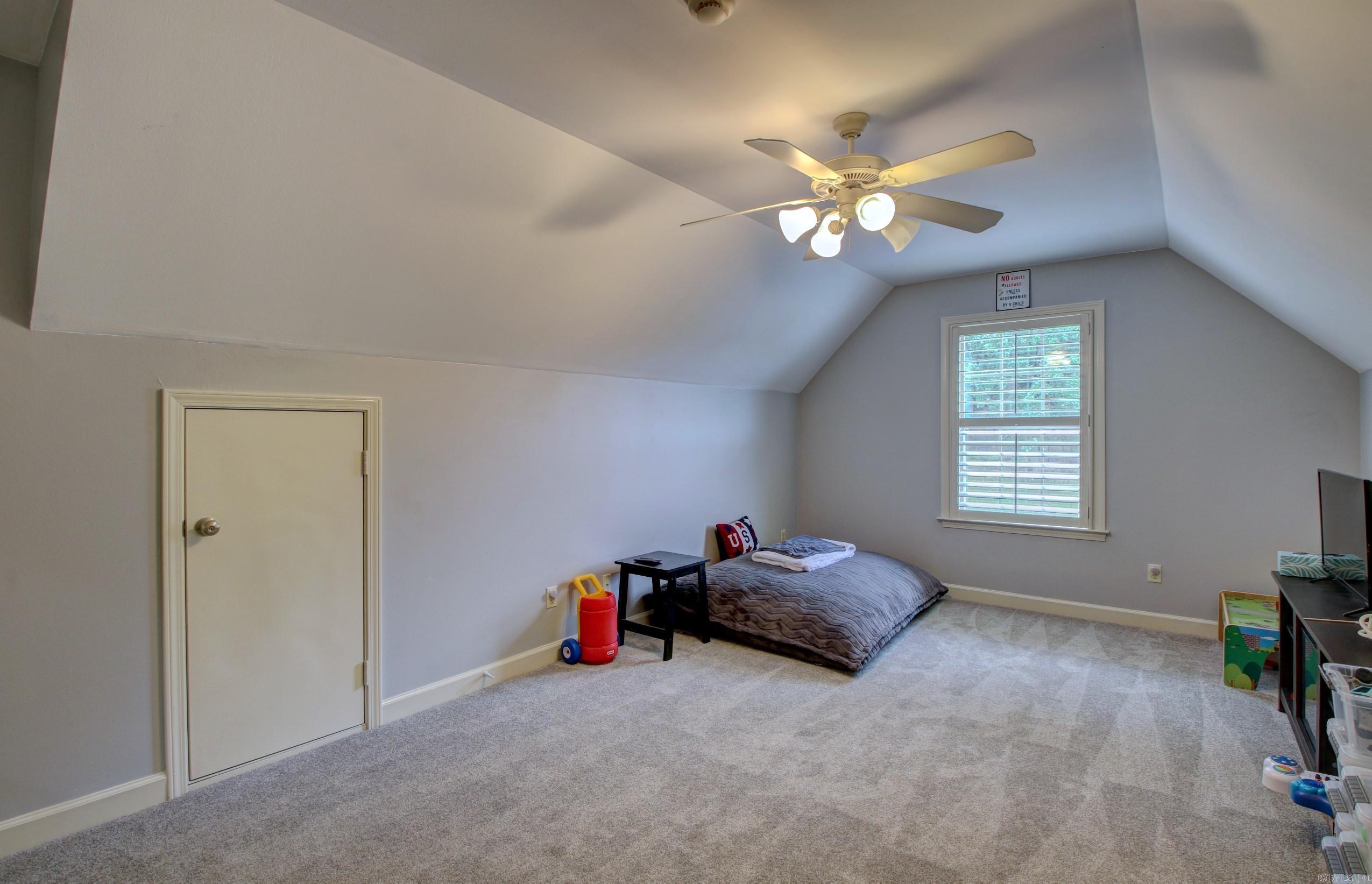 THE VILLAGES OF WELLINGTON - Residential