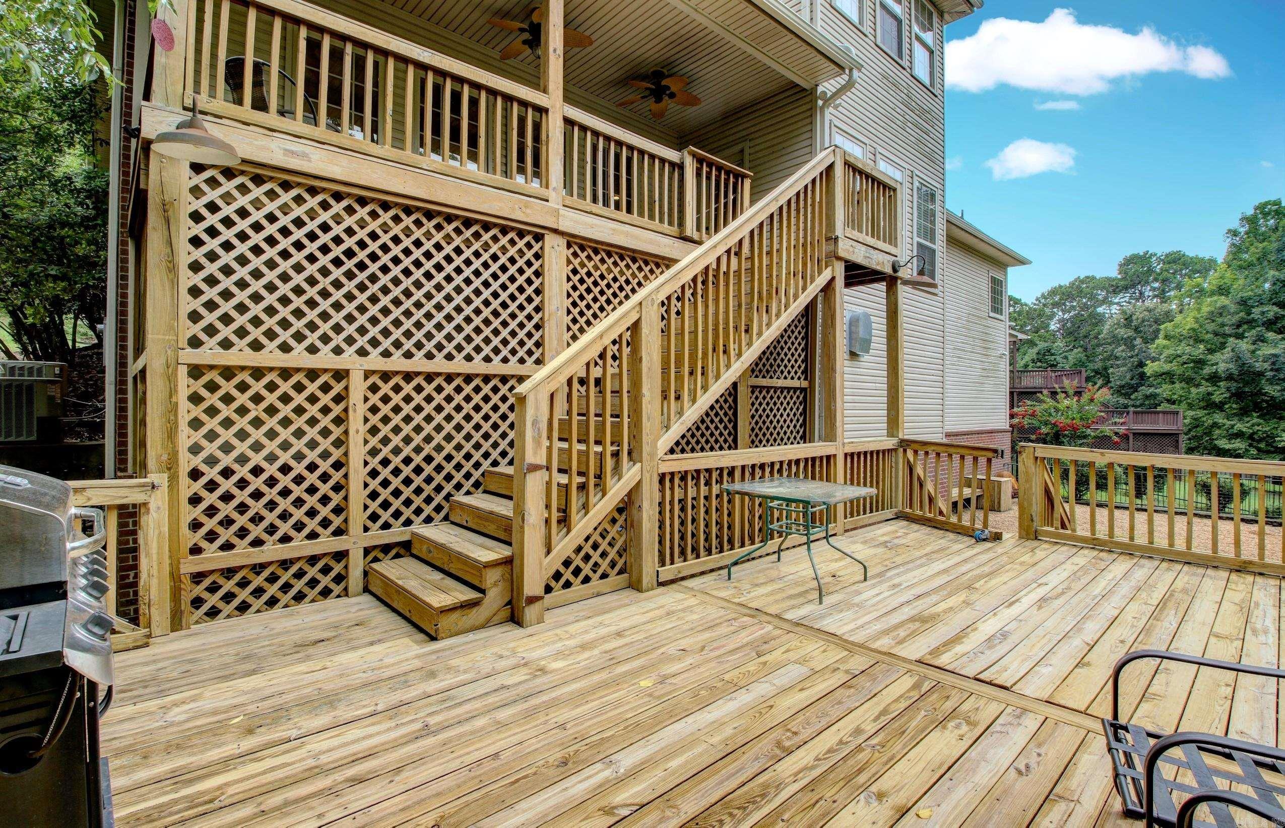 THE VILLAGES OF WELLINGTON - Residential