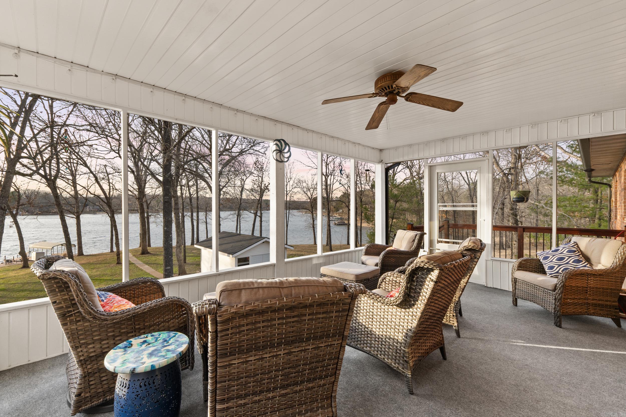 NORTH SHORE - Residential