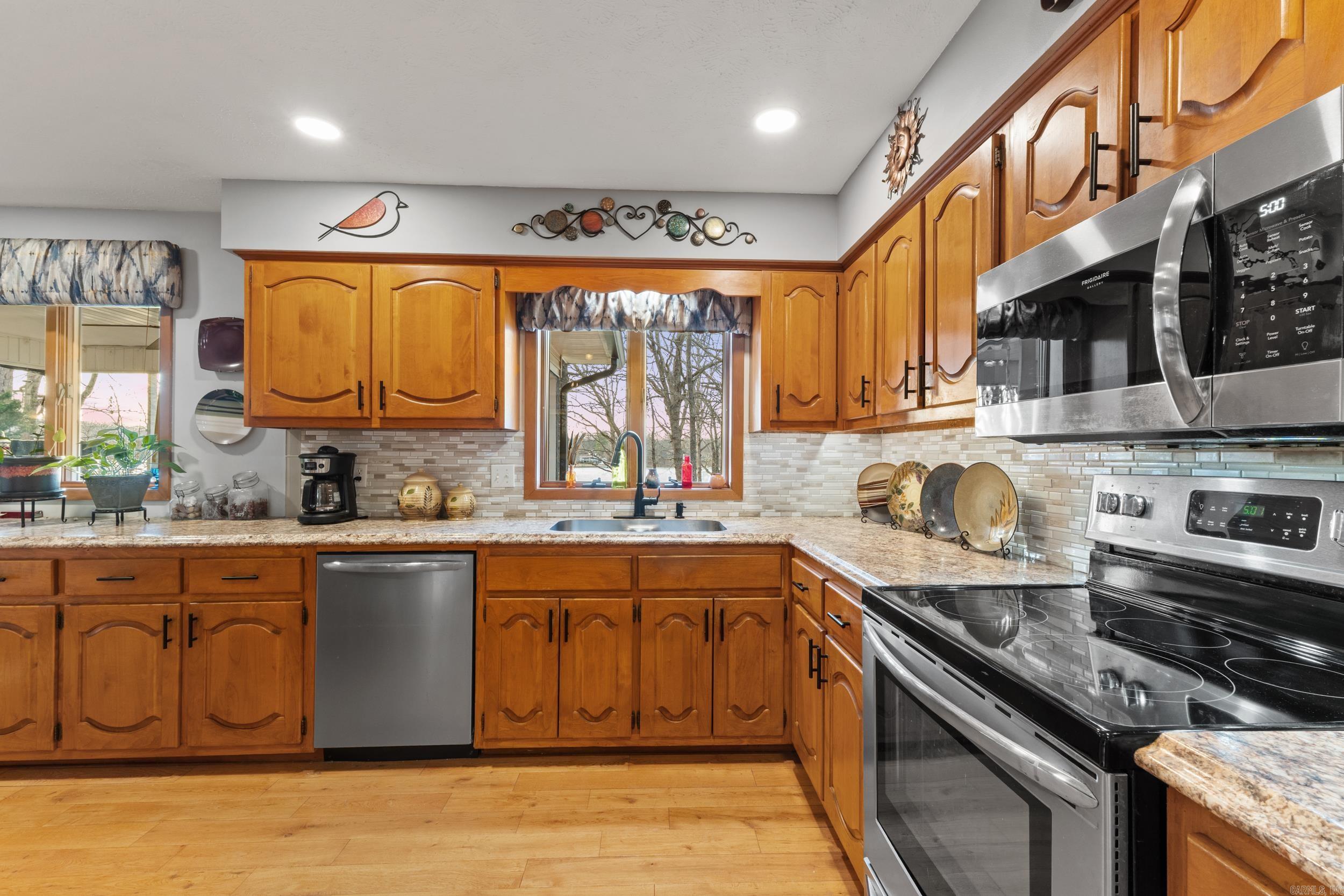 NORTH SHORE - Residential