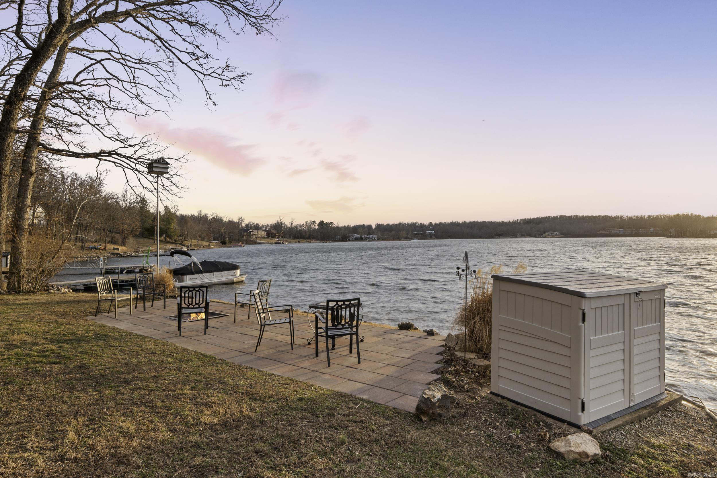 NORTH SHORE - Residential