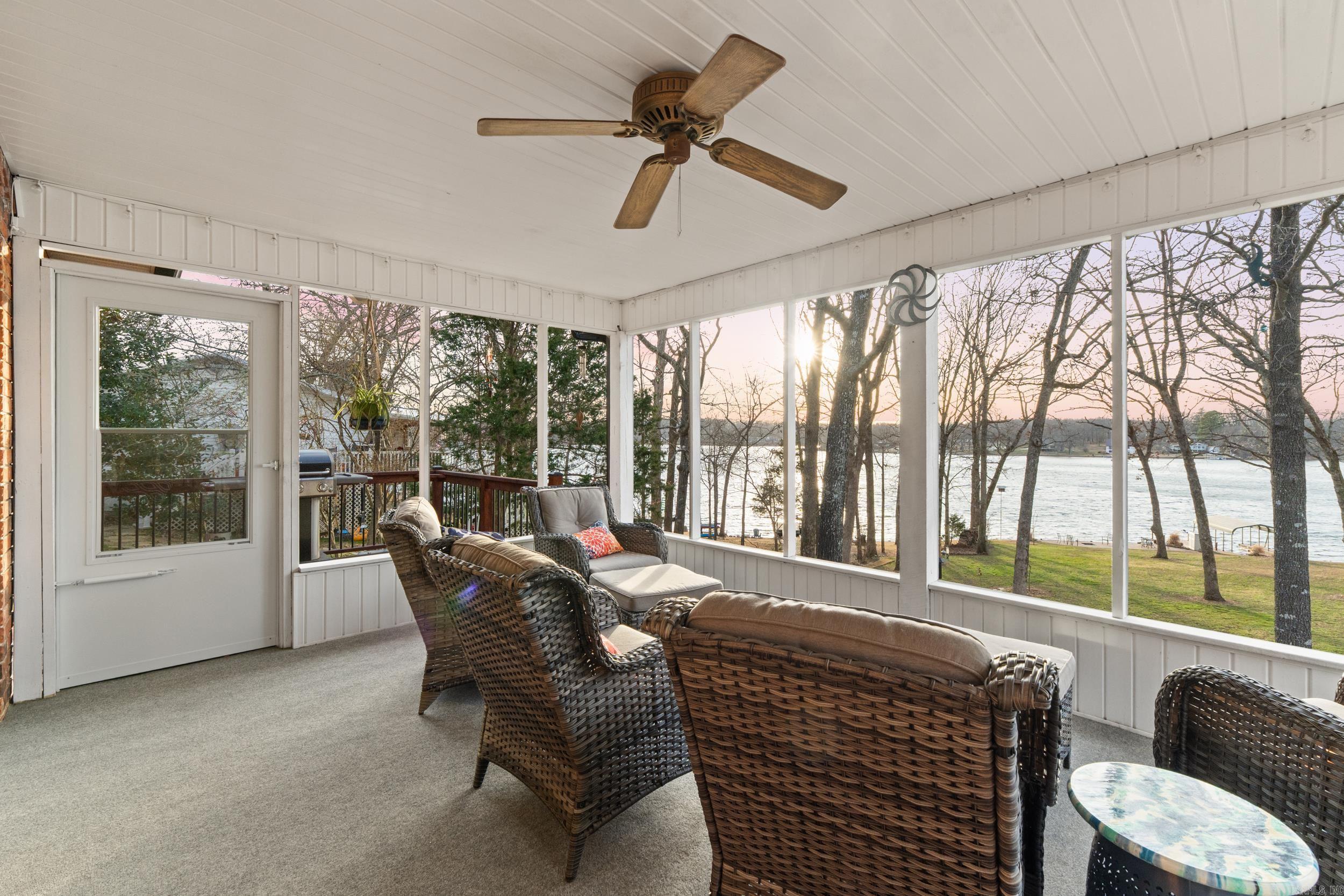 NORTH SHORE - Residential