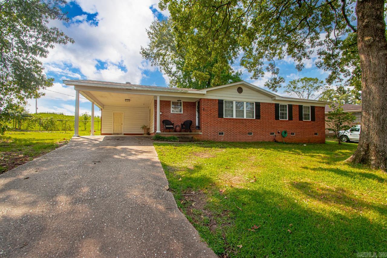 $3,000 in seller concessions with accepted offer!! Updated brick home in great subdivision! This home is located in a well established quite subdivision and within minutes from the downtown amenities (shopping, dining, entertainment) and walking distance to Caldwell Elementary School. The recent updates include: completely repainted on the inside (walls and ceilings), new butcher block kitchen counter tops, new microwave, new light fixtures, new ceiling fans, both bathroom tubs have been newly tiled, secondary bathroom new tile floor, new toilet, new sink,all new hardware throughout, and energy efficient french doors to back yard. The seller will convey with purchase the roman shades, refrigerator, washer and dryer. AGENTS: see remarks