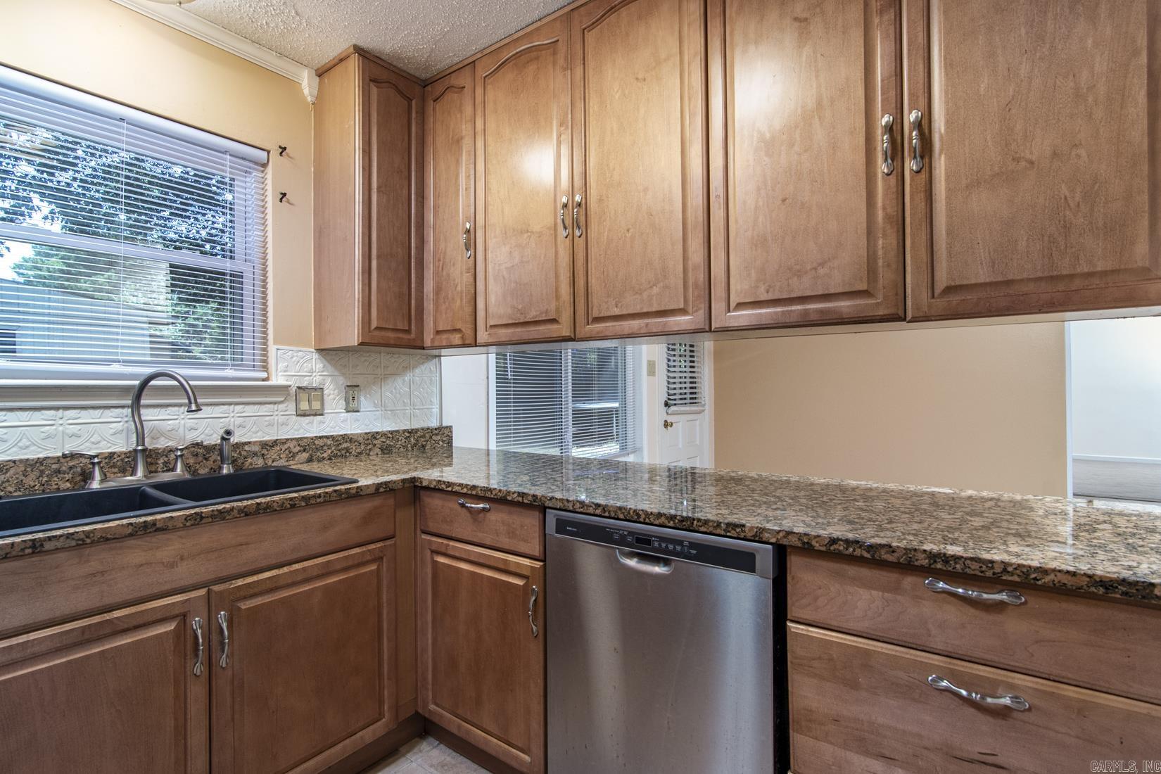 CAPITAL PLACE - Residential