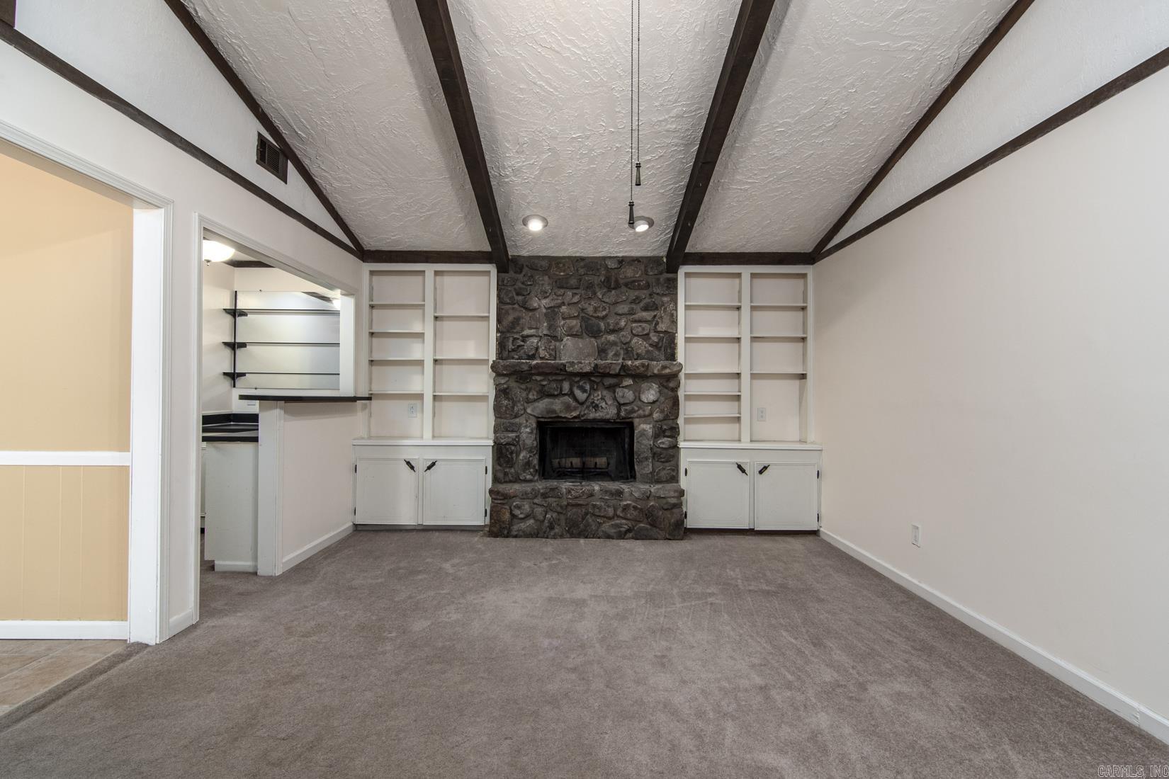 CAPITAL PLACE - Residential