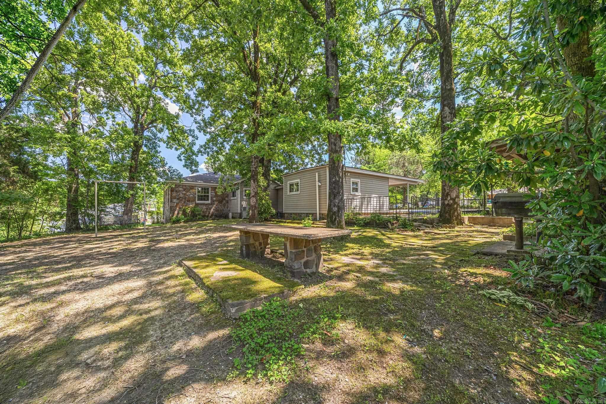 BALL B C ADDN - Residential