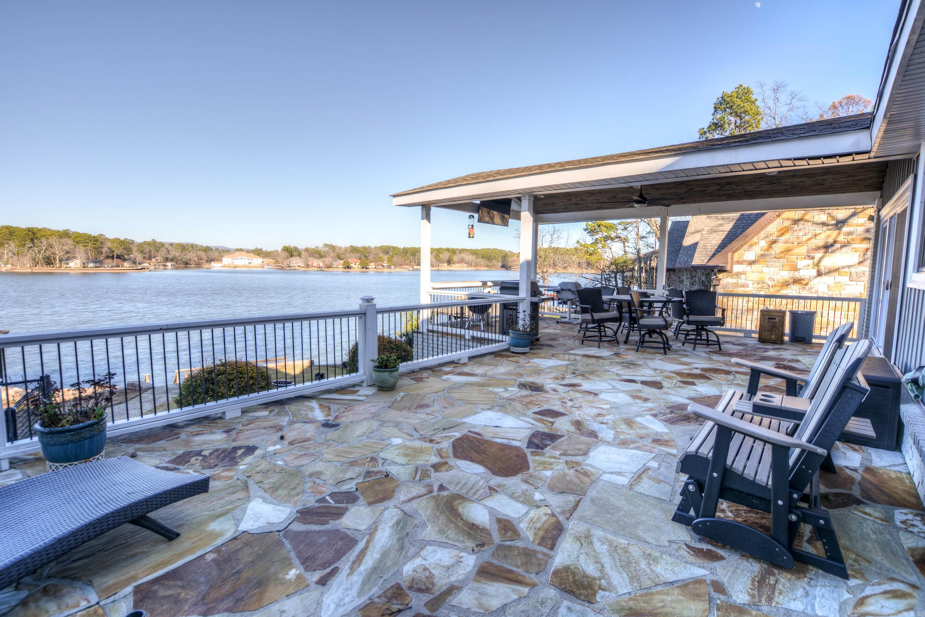 TANGLEWOOD - Residential