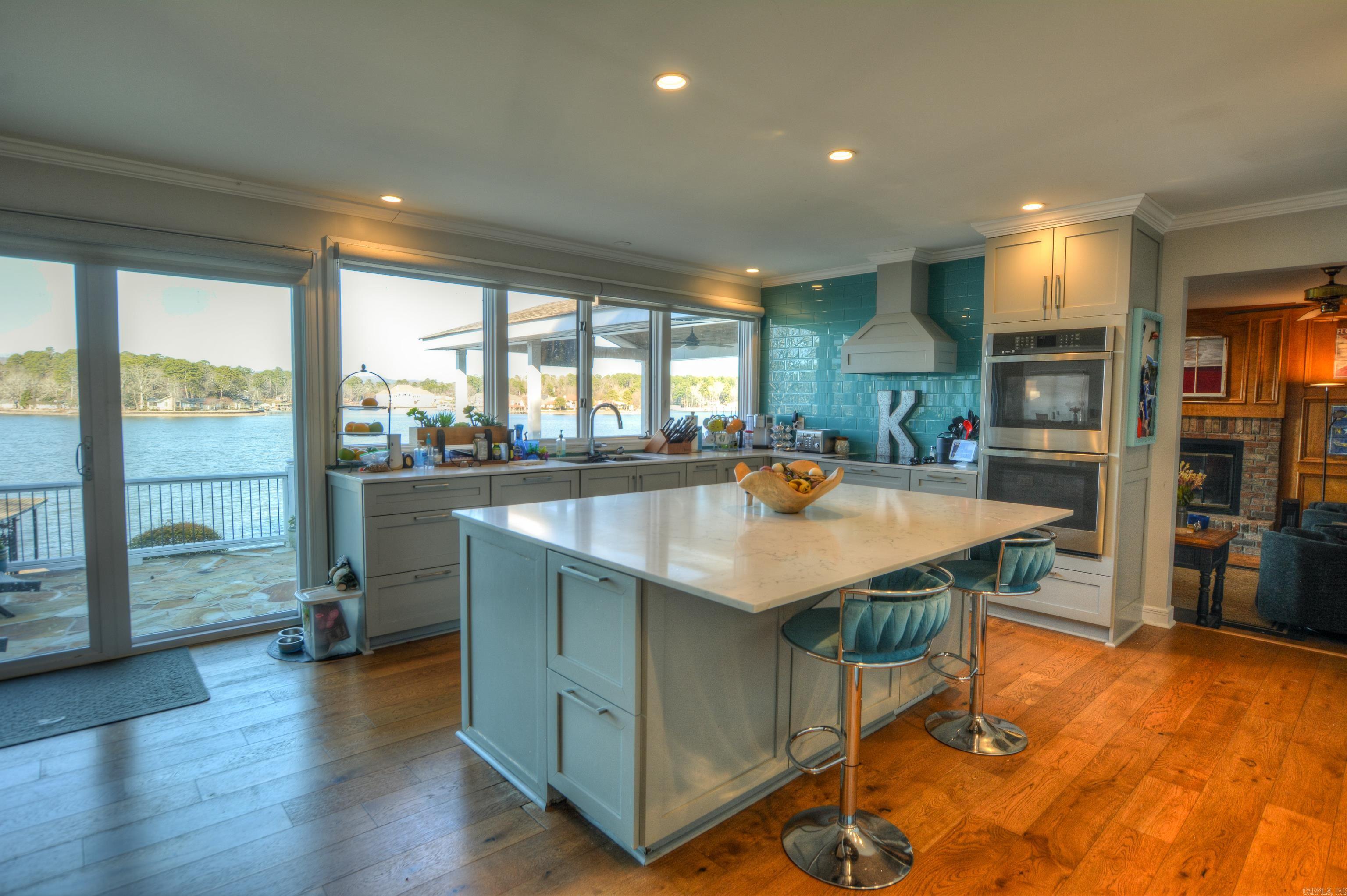 TANGLEWOOD - Residential