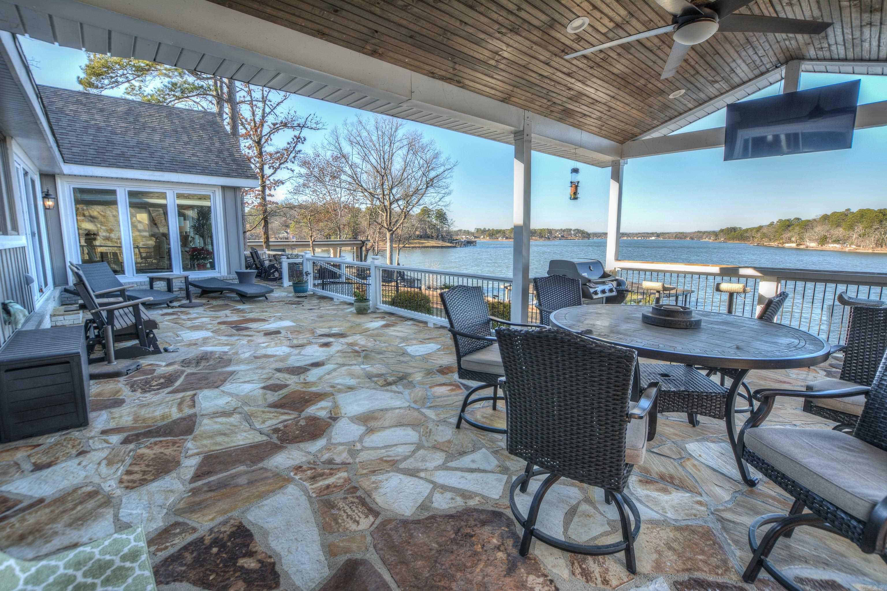 TANGLEWOOD - Residential