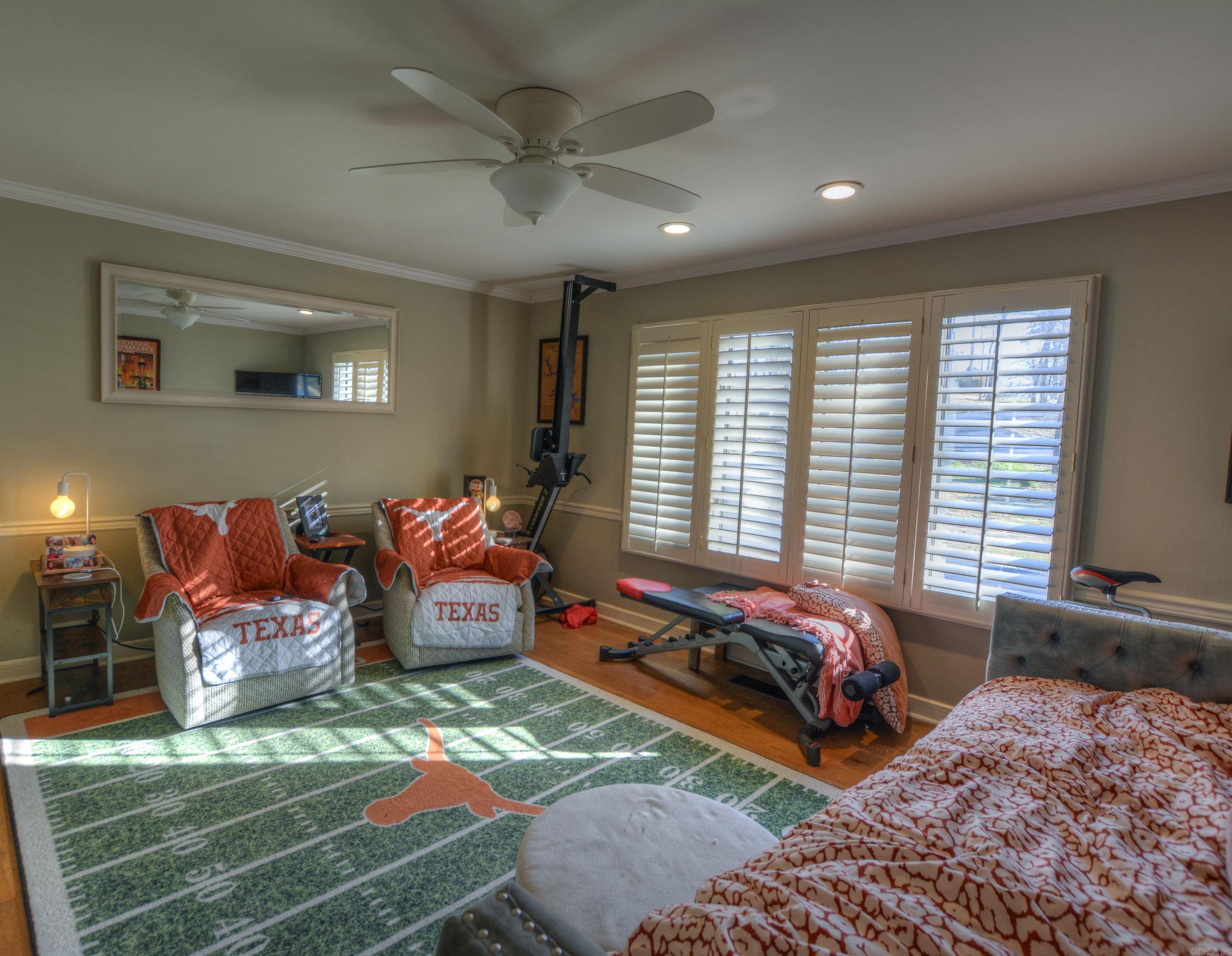 TANGLEWOOD - Residential