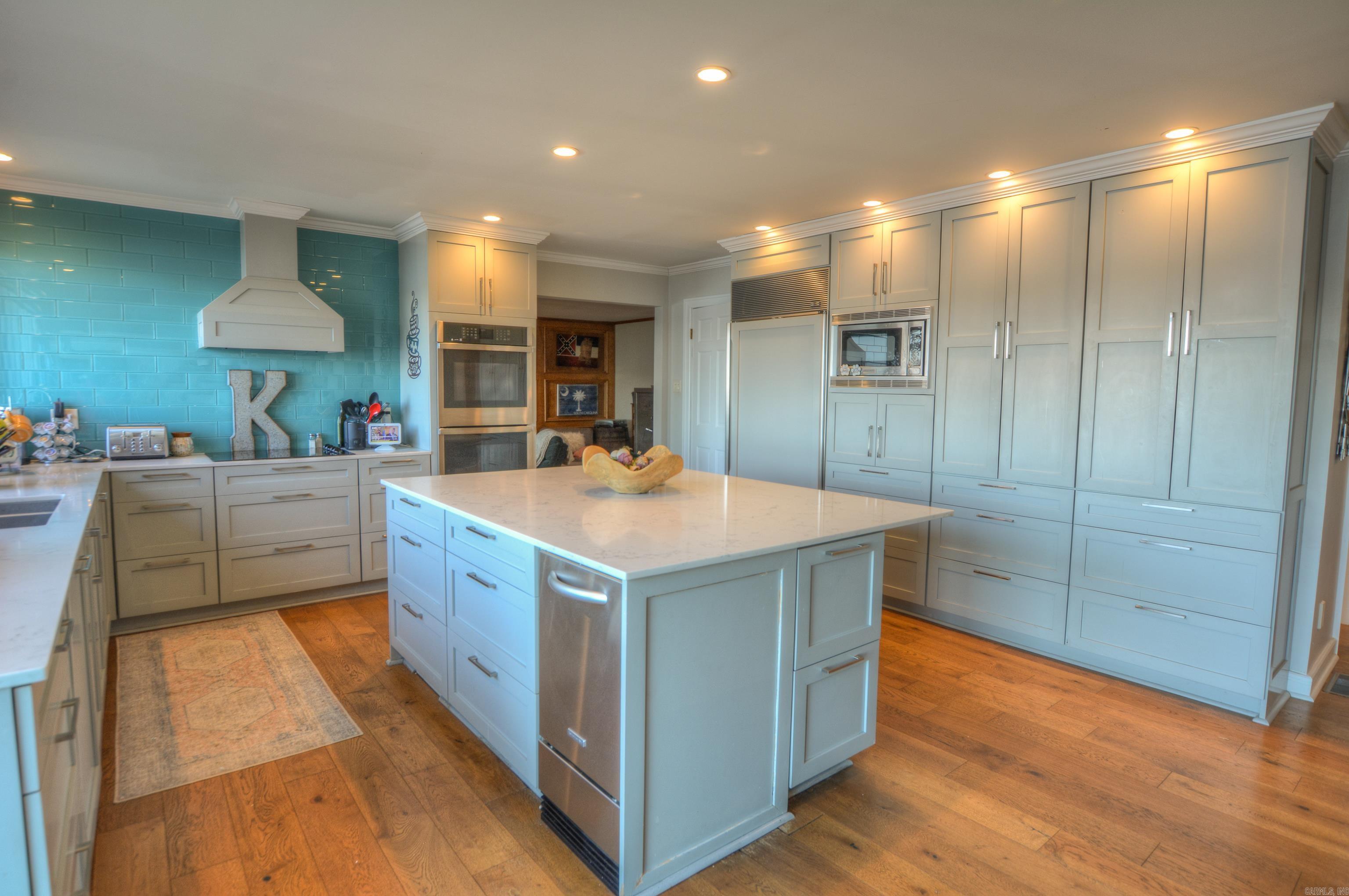 TANGLEWOOD - Residential