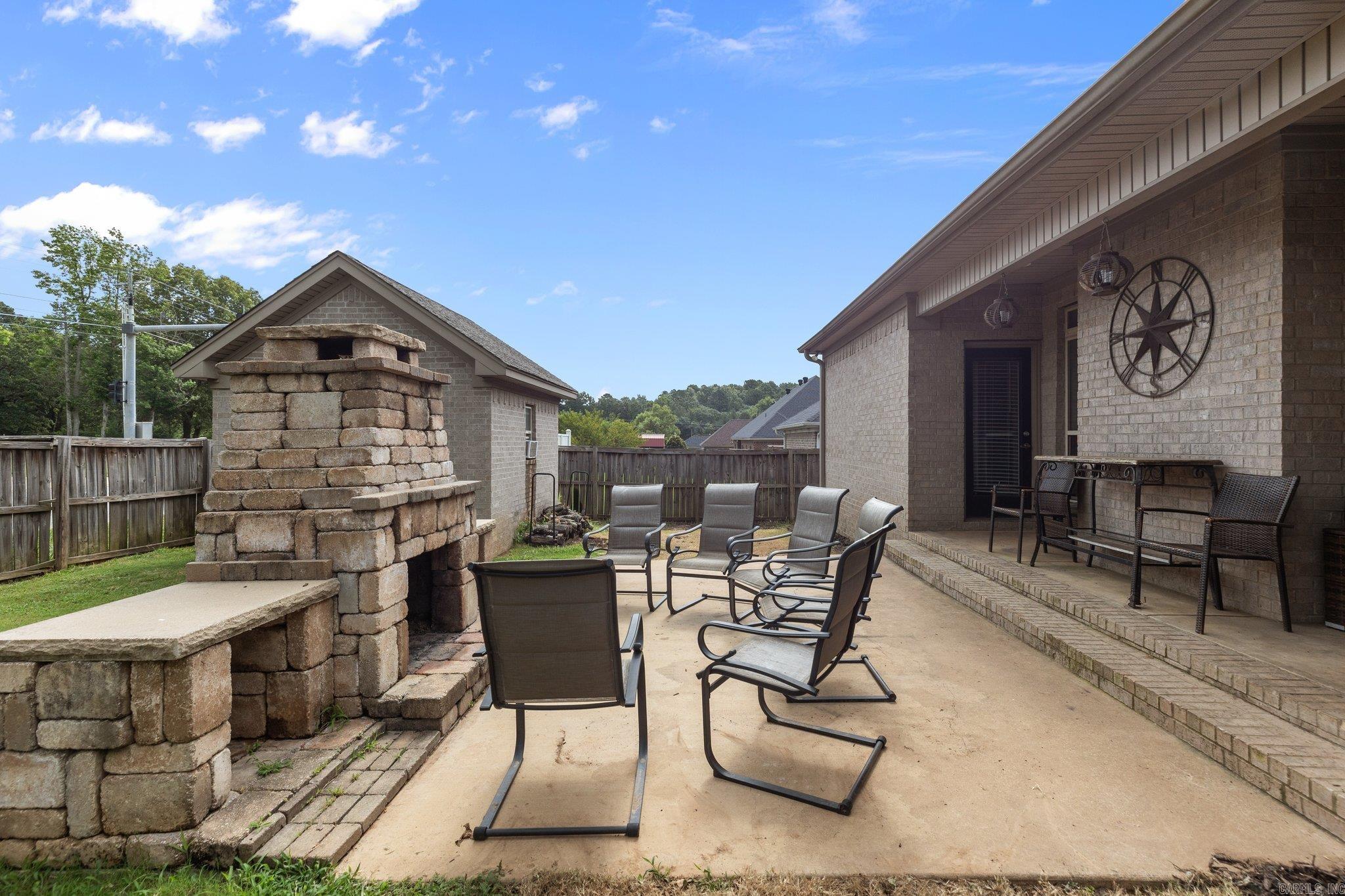 HURRICANE MEADOWS - Residential