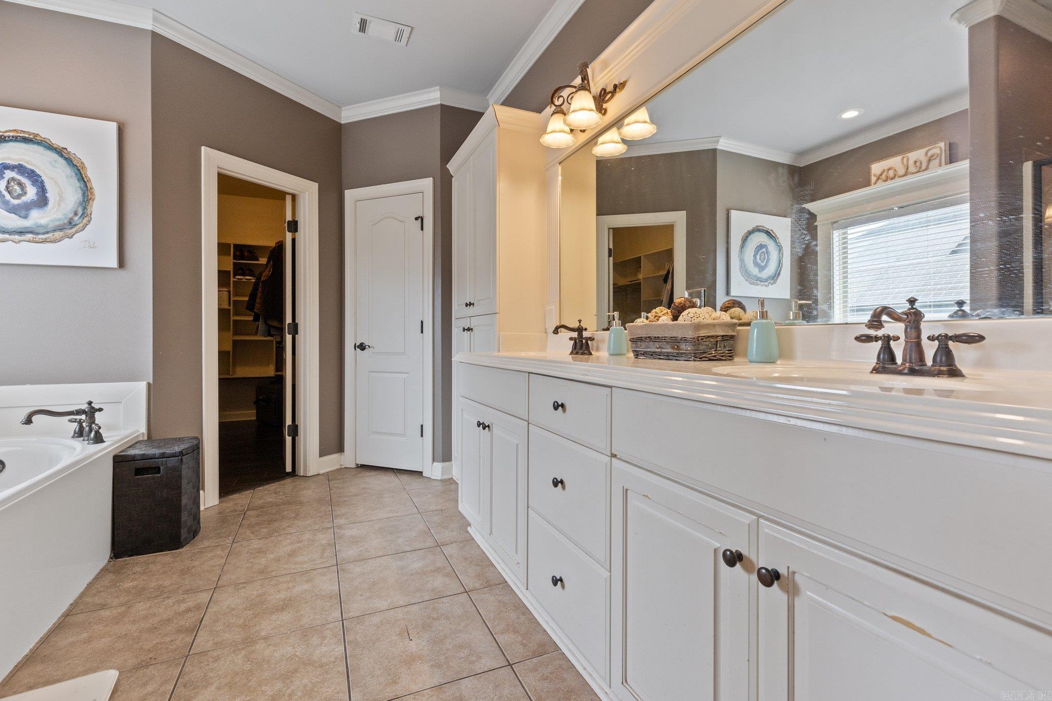 HURRICANE MEADOWS - Residential