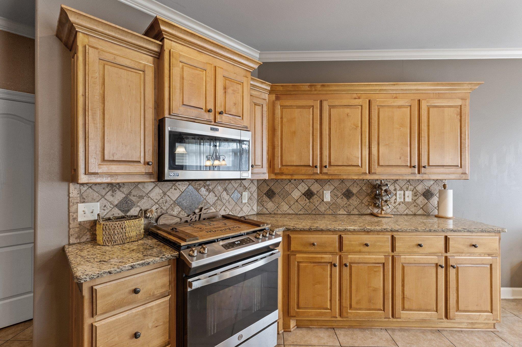 HURRICANE MEADOWS - Residential